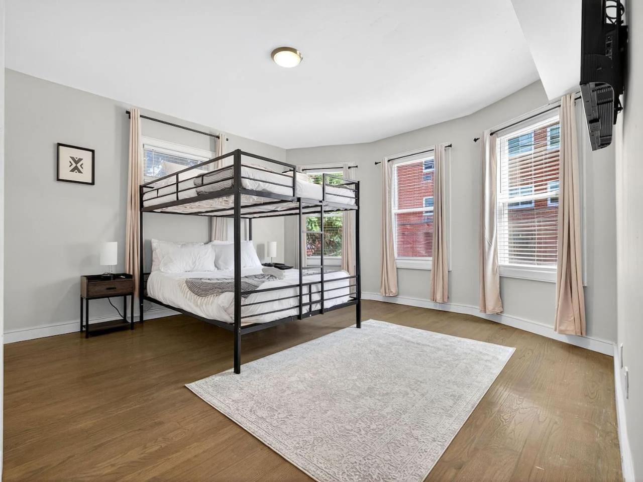 Luxury 3br In That Sleeps 10