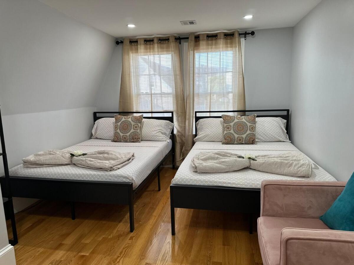 85c Brand New 3brwalk To Transit, Near Boston
