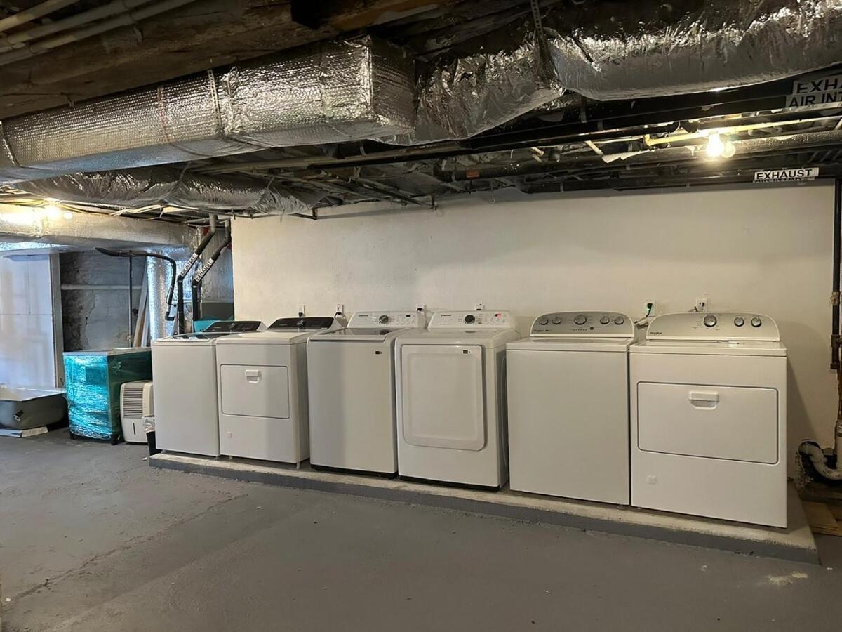 Apartment 85c Brand New 3brwalk To Transit, Near *