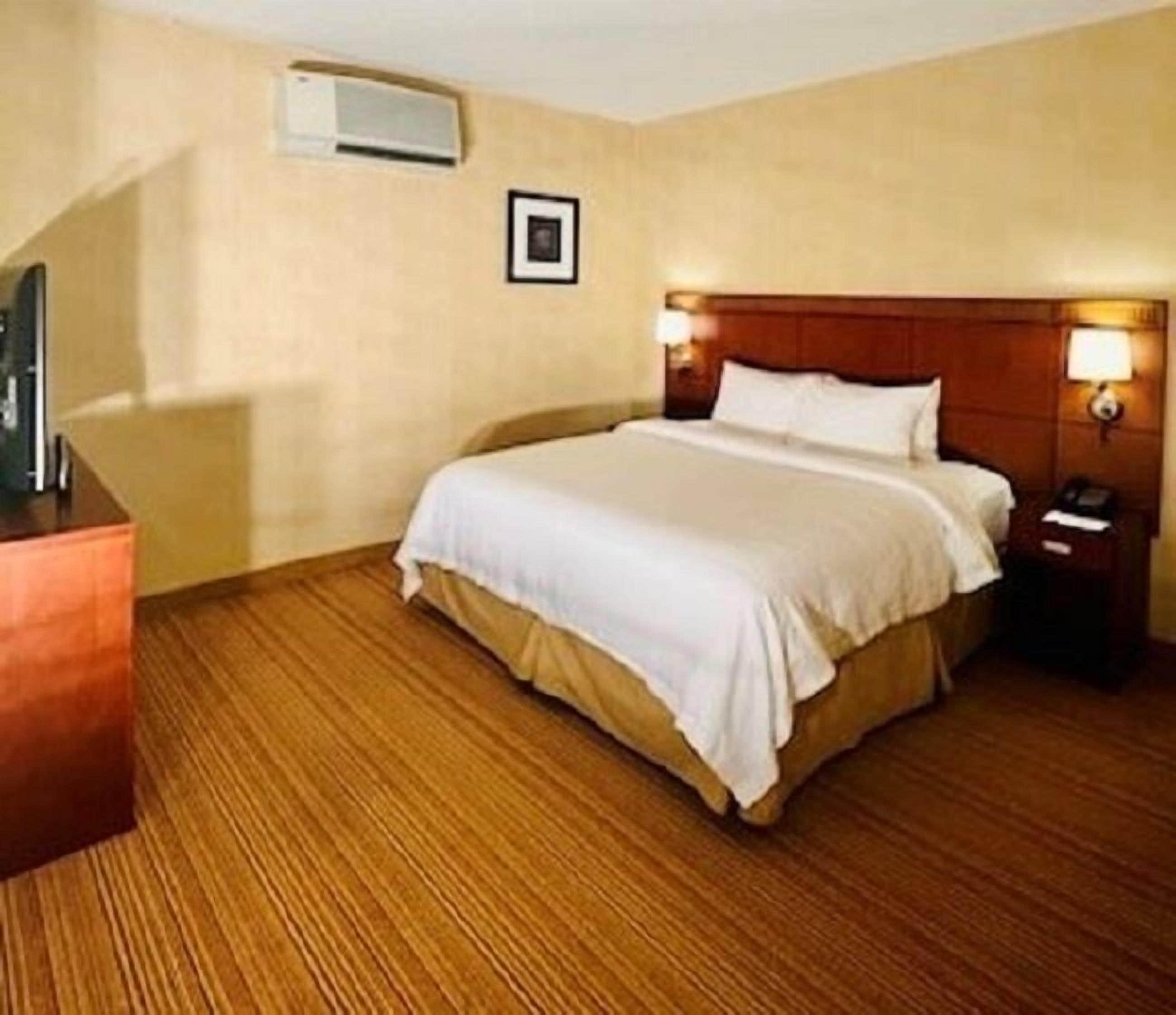 Courtyard Boston-south