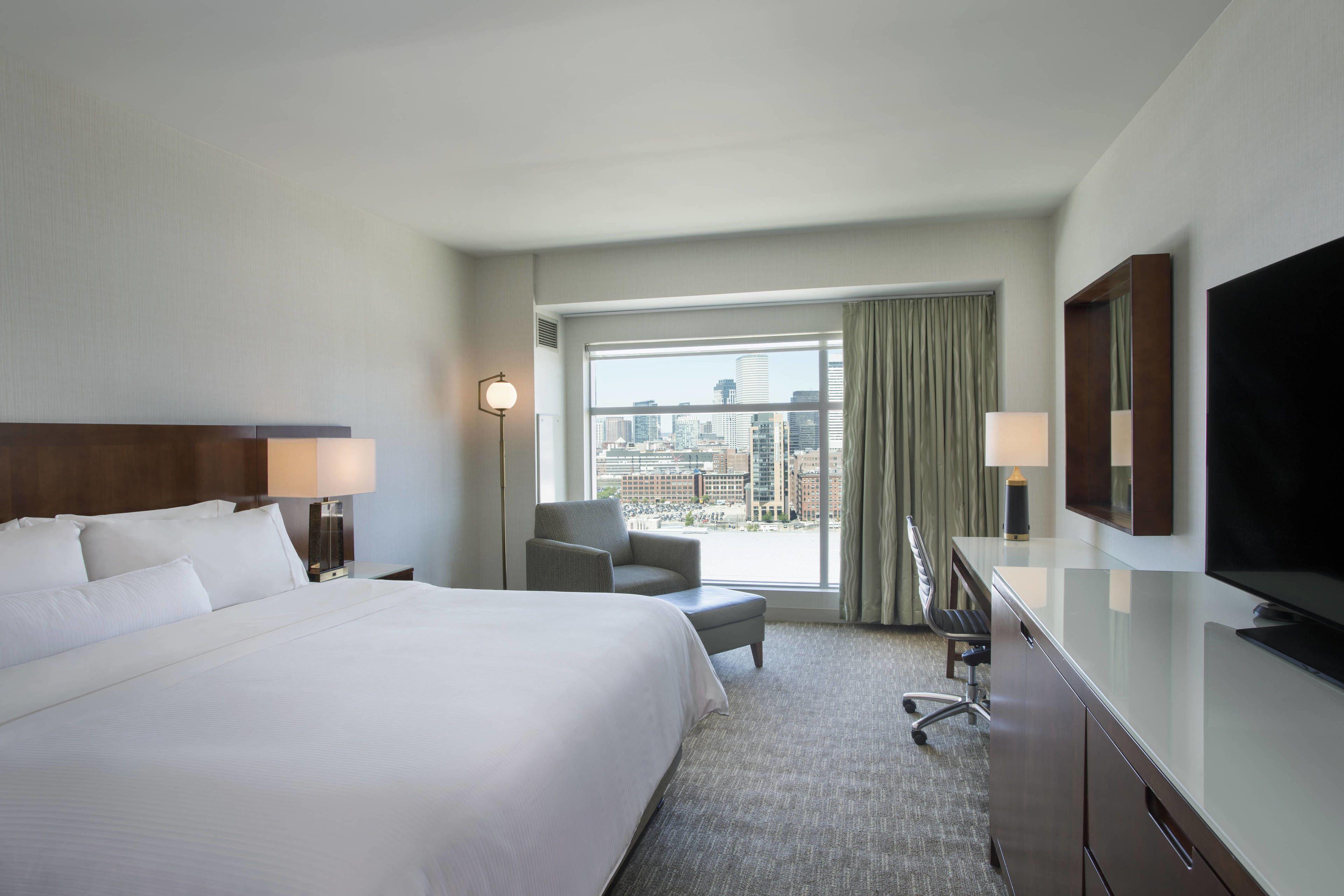 The Westin Seaport District Hotel 4*