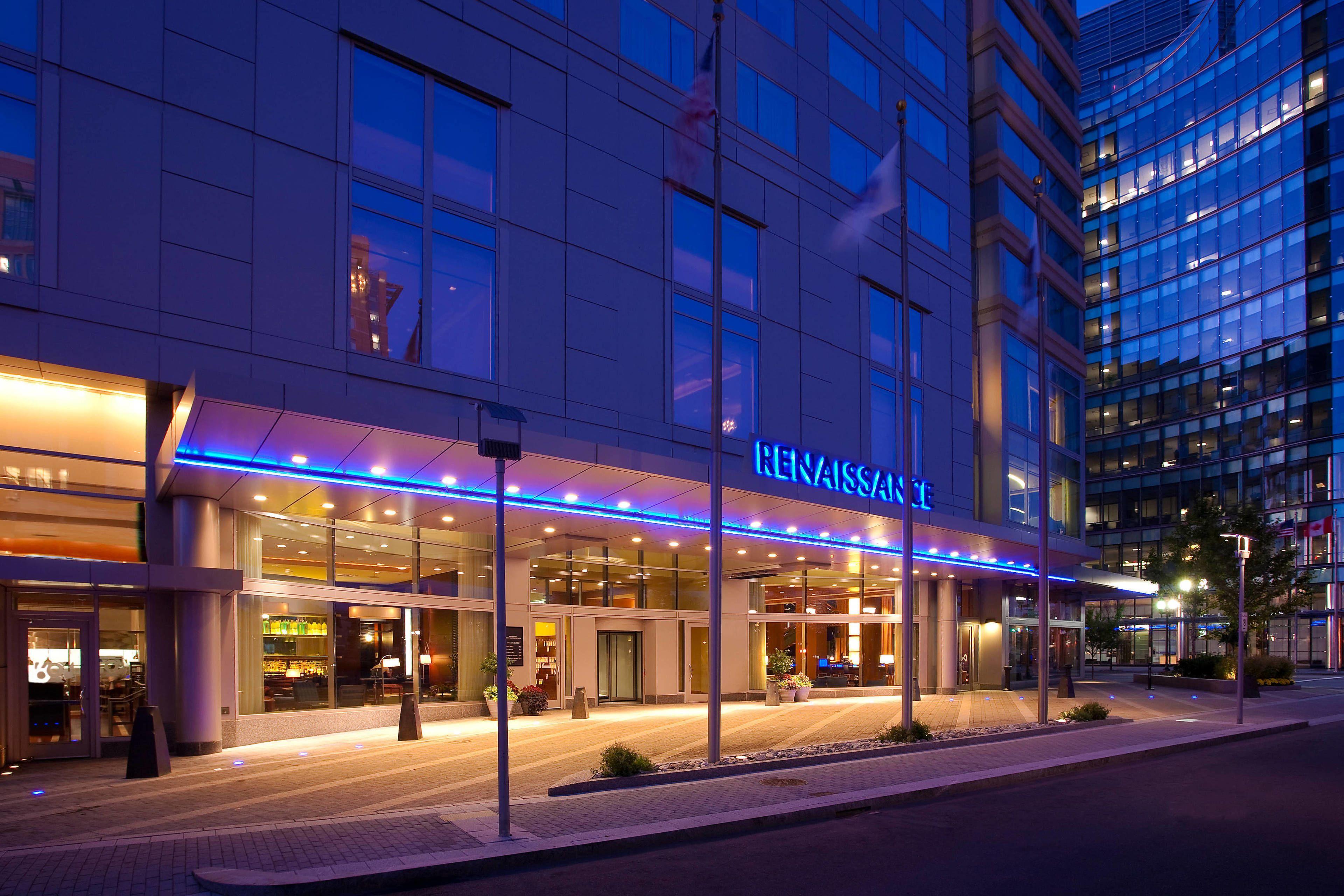 Hotel Renaissance Seaport District Boston