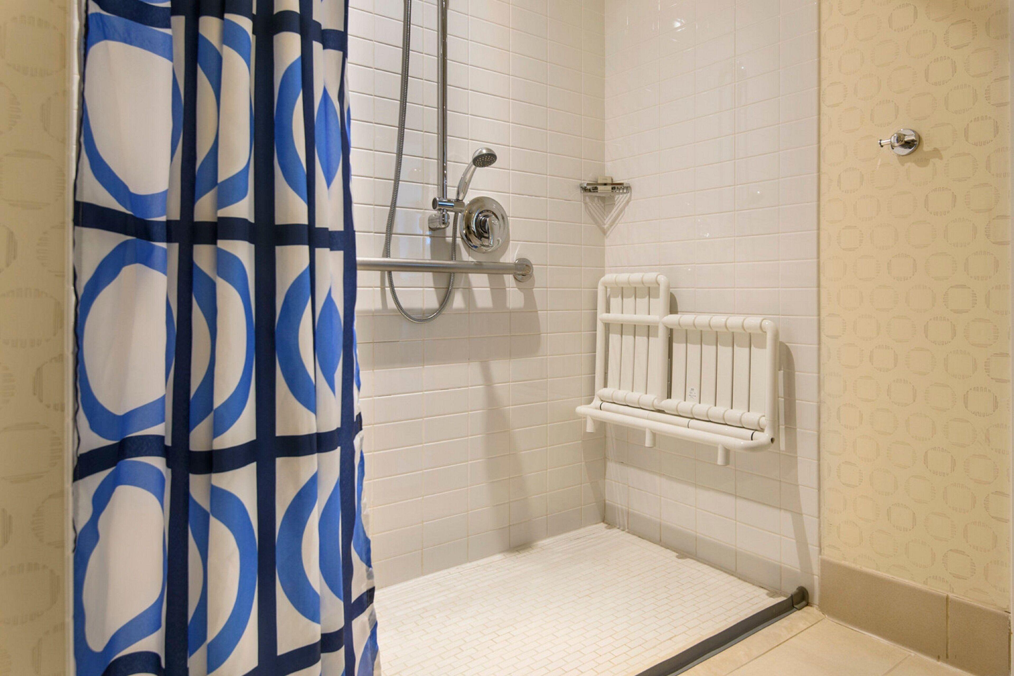 Renaissance Seaport District Hotel 4*