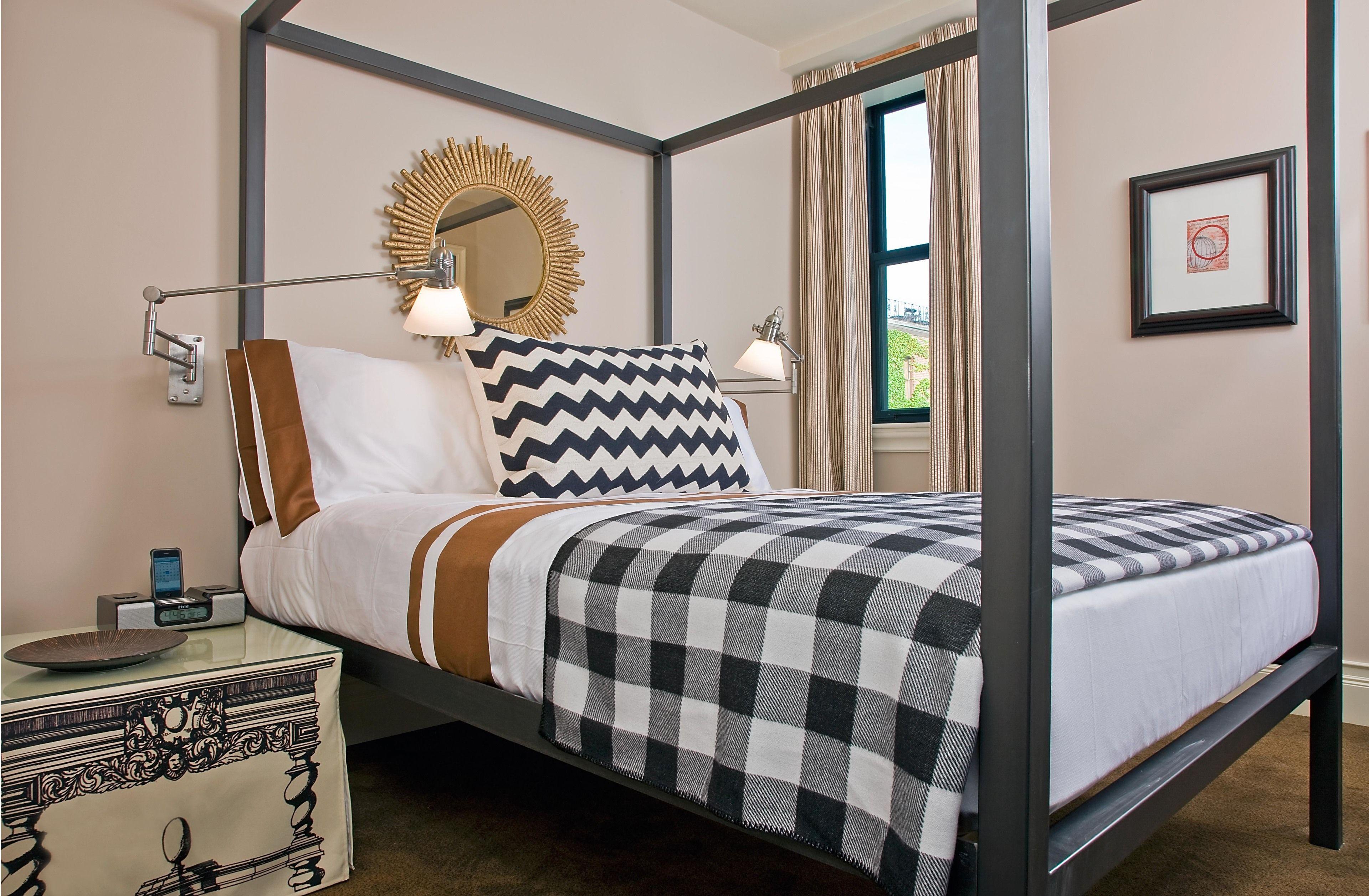 At St. Botolph Inn 3*