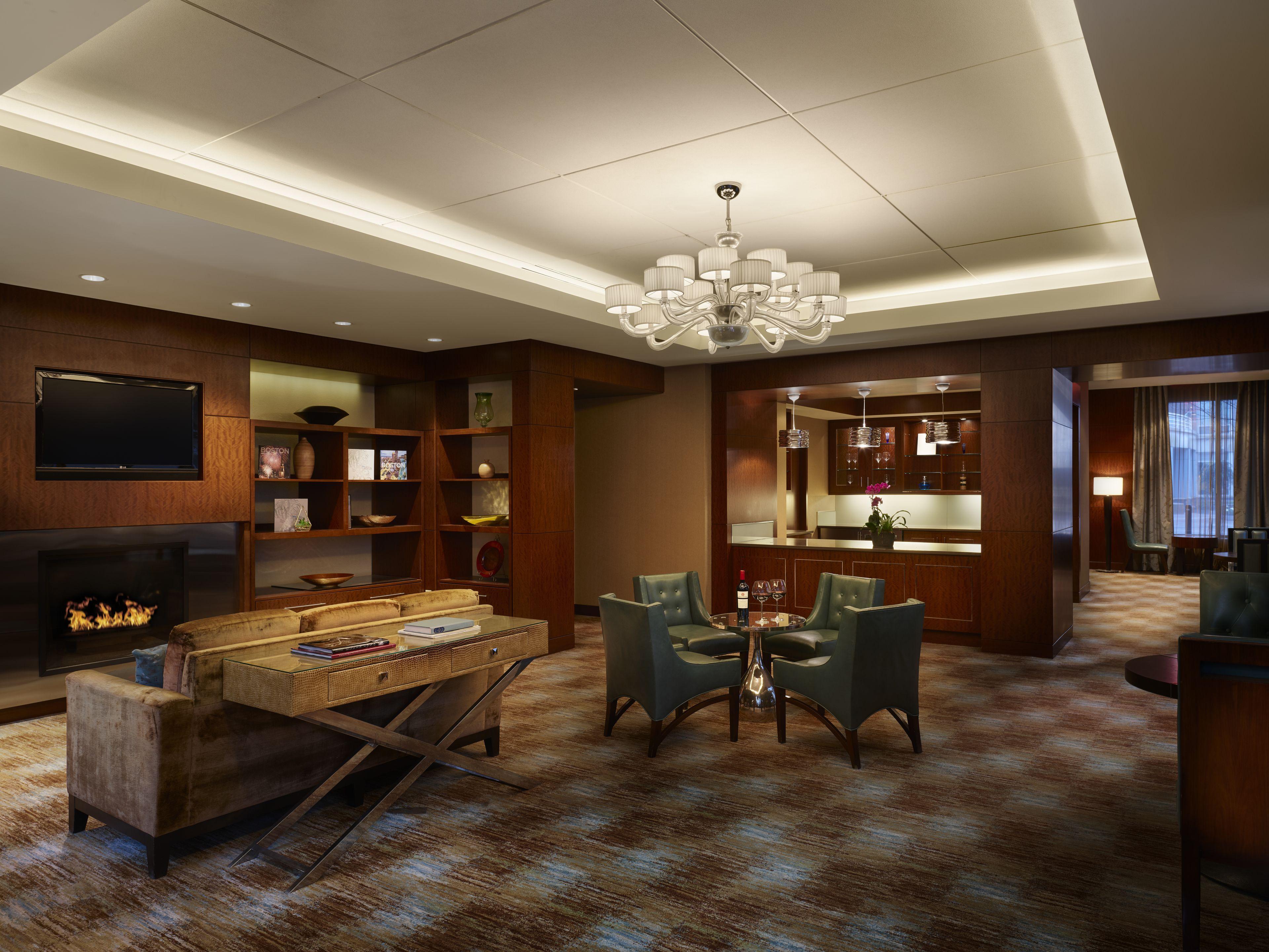 Battery Wharf Hotel, Waterfront 4* Boston