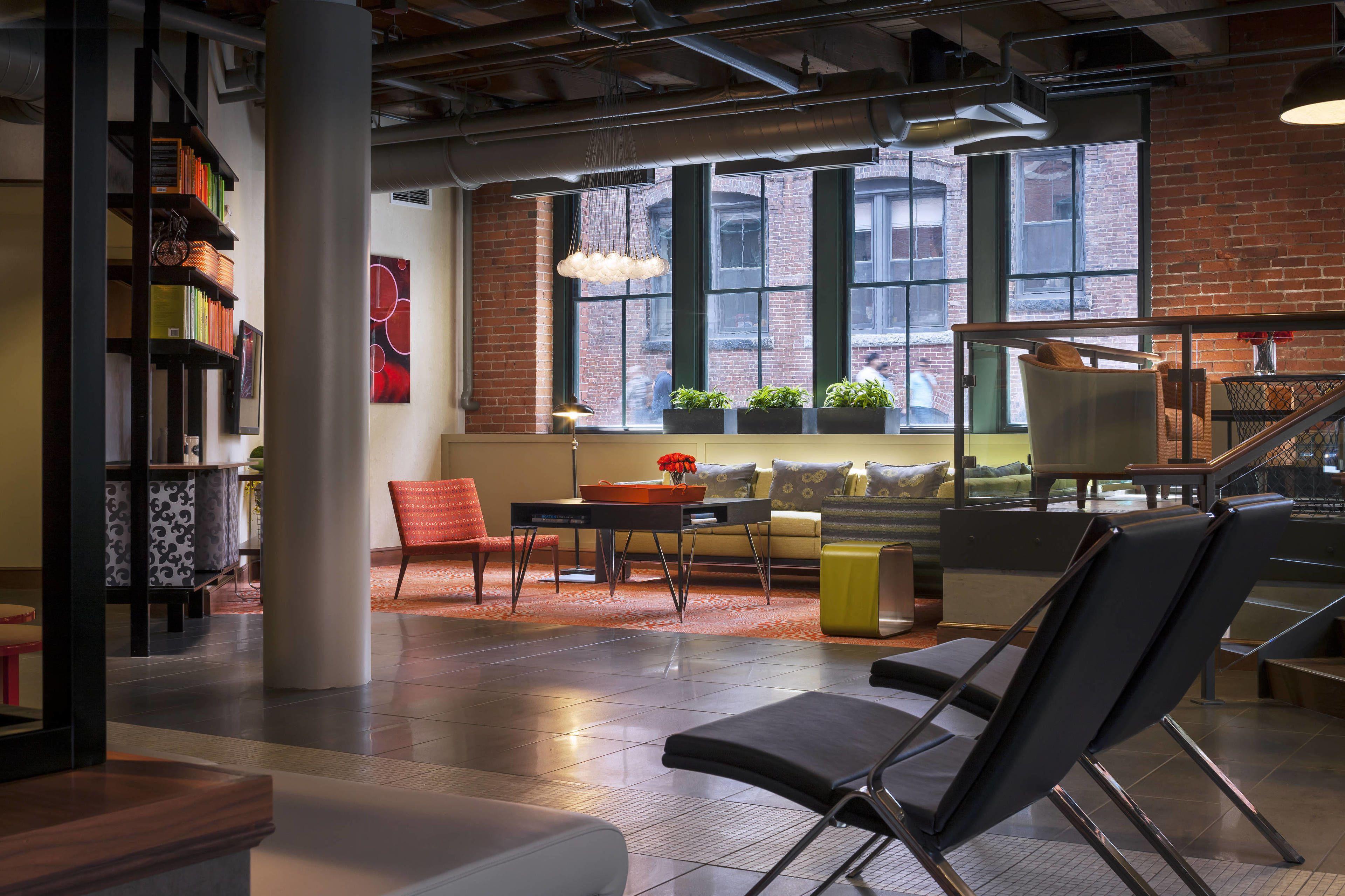 By Marriott Downtown Seaport 3* Boston