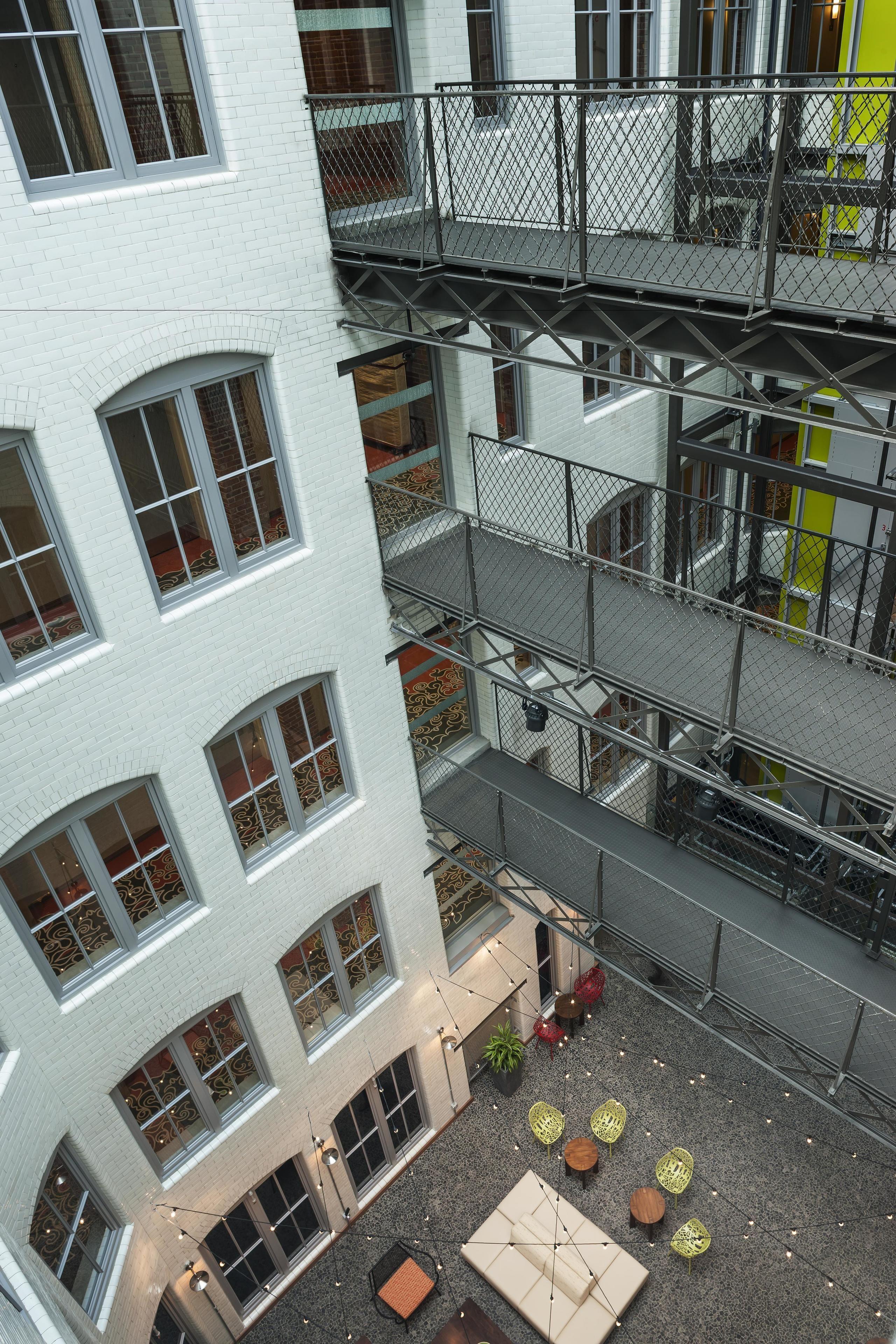 Hotel By Marriott Downtown Seaport