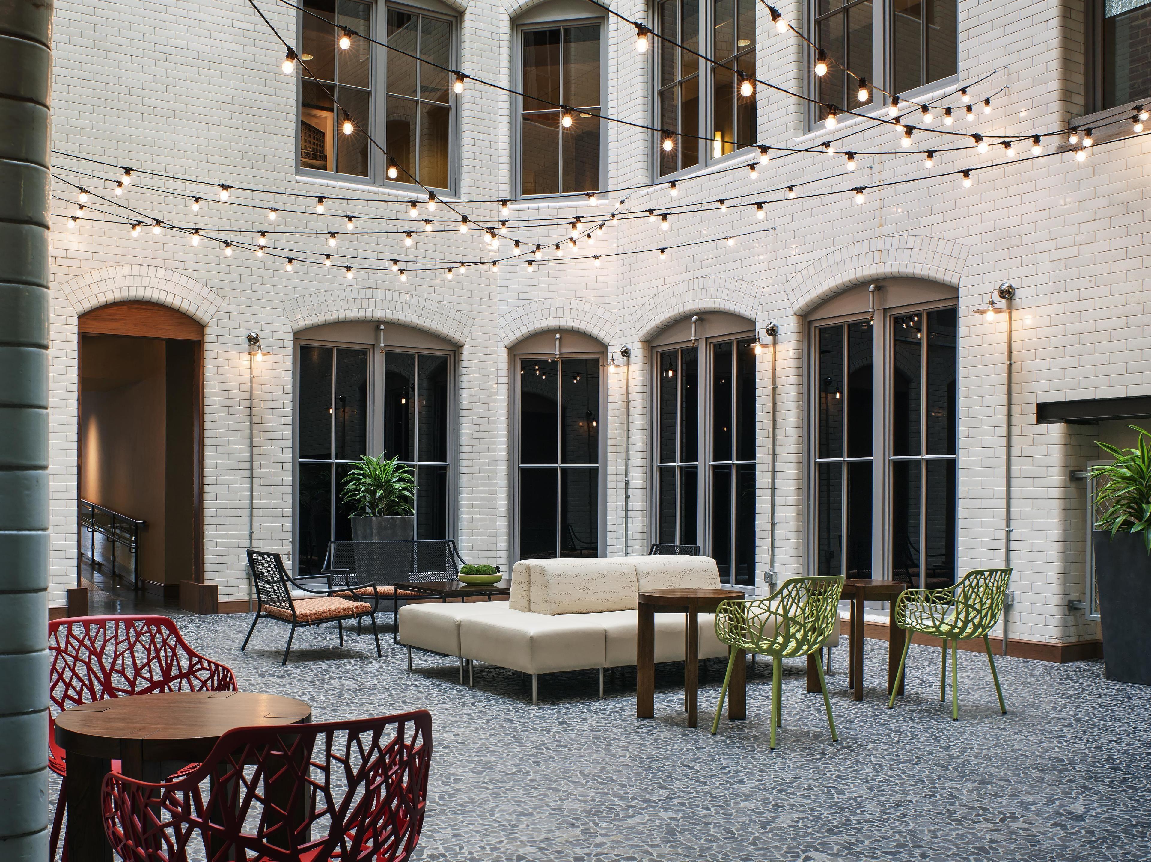 By Marriott Downtown Seaport 3*