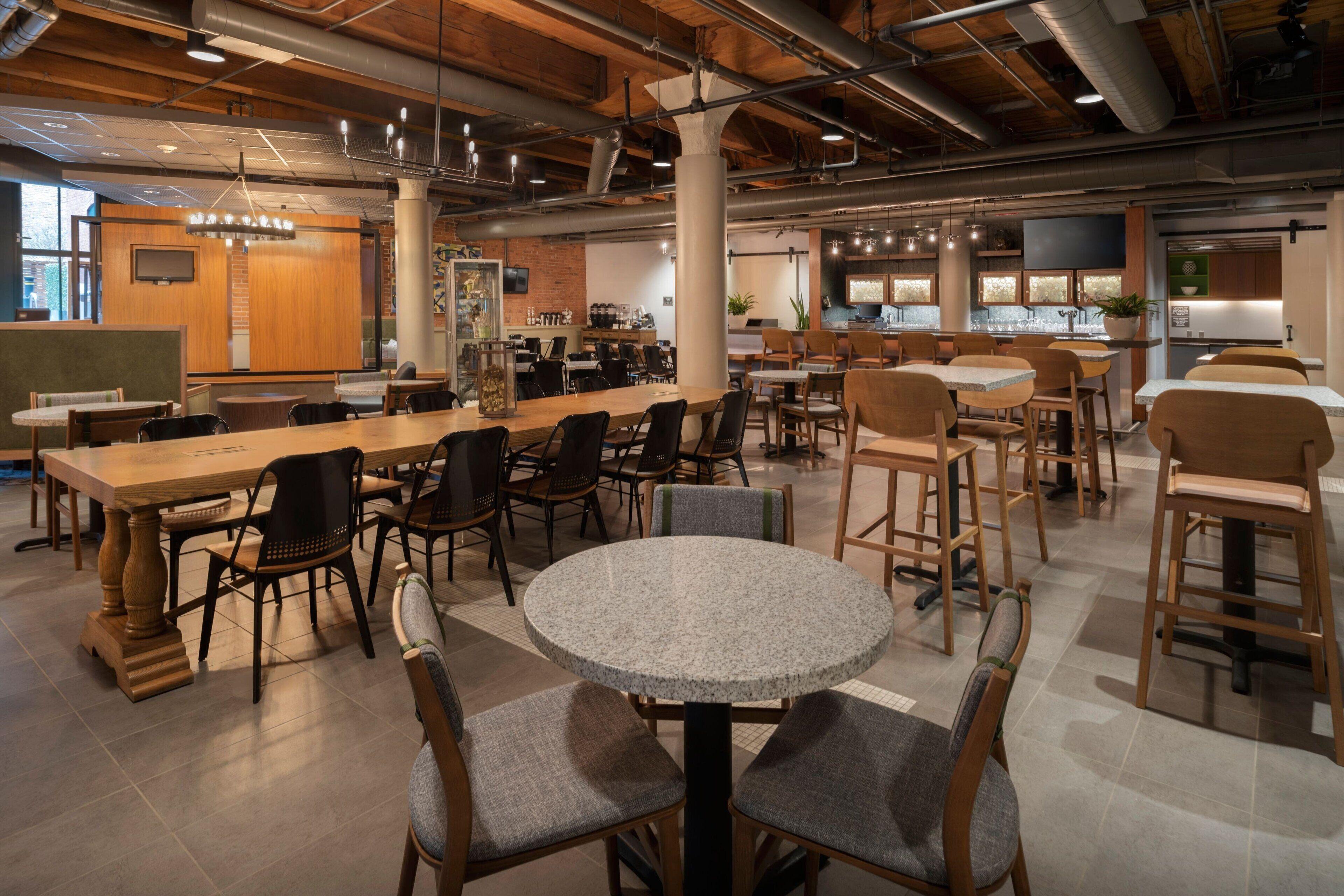 By Marriott Downtown Seaport 3* Boston