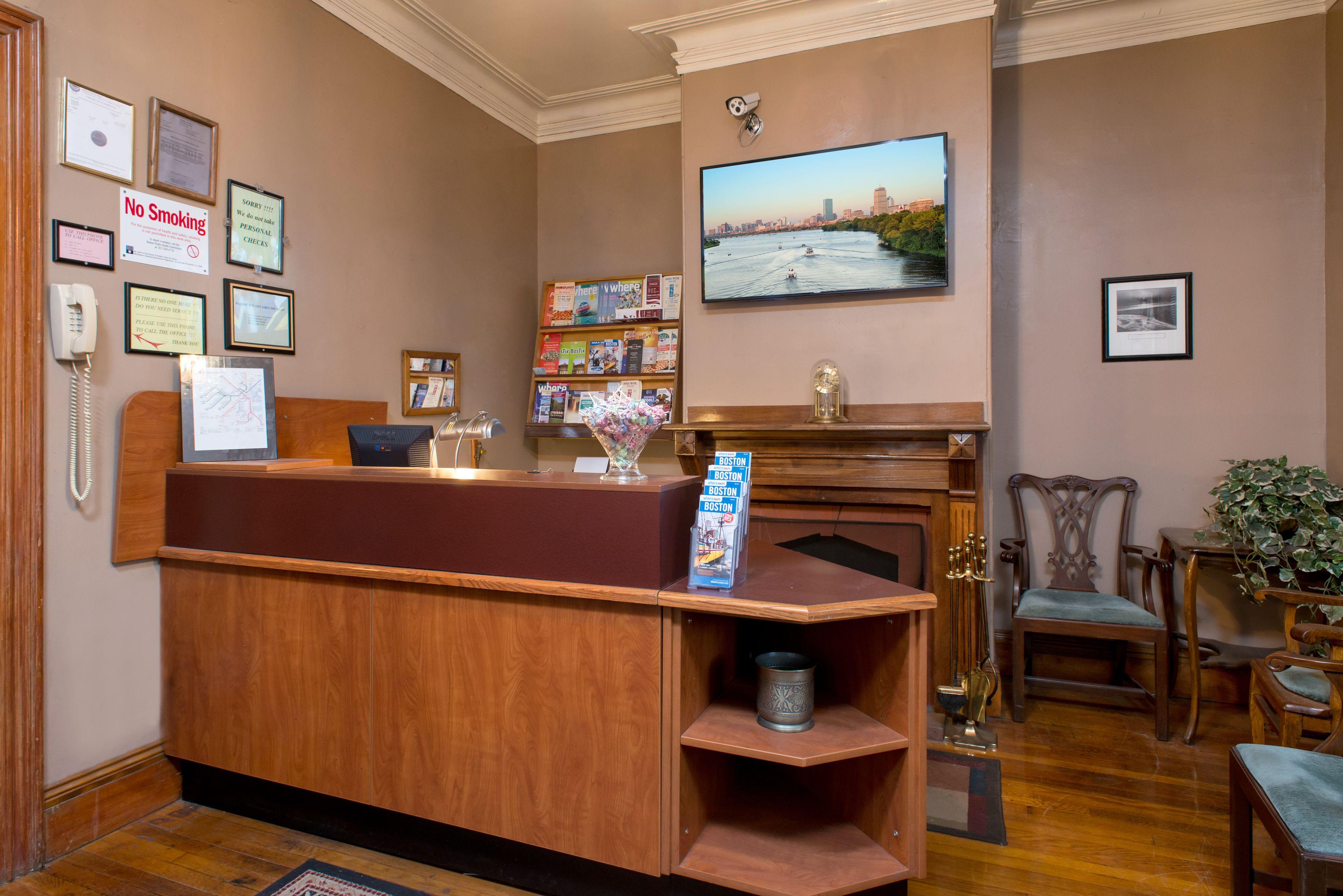 Inn The Farrington 2*