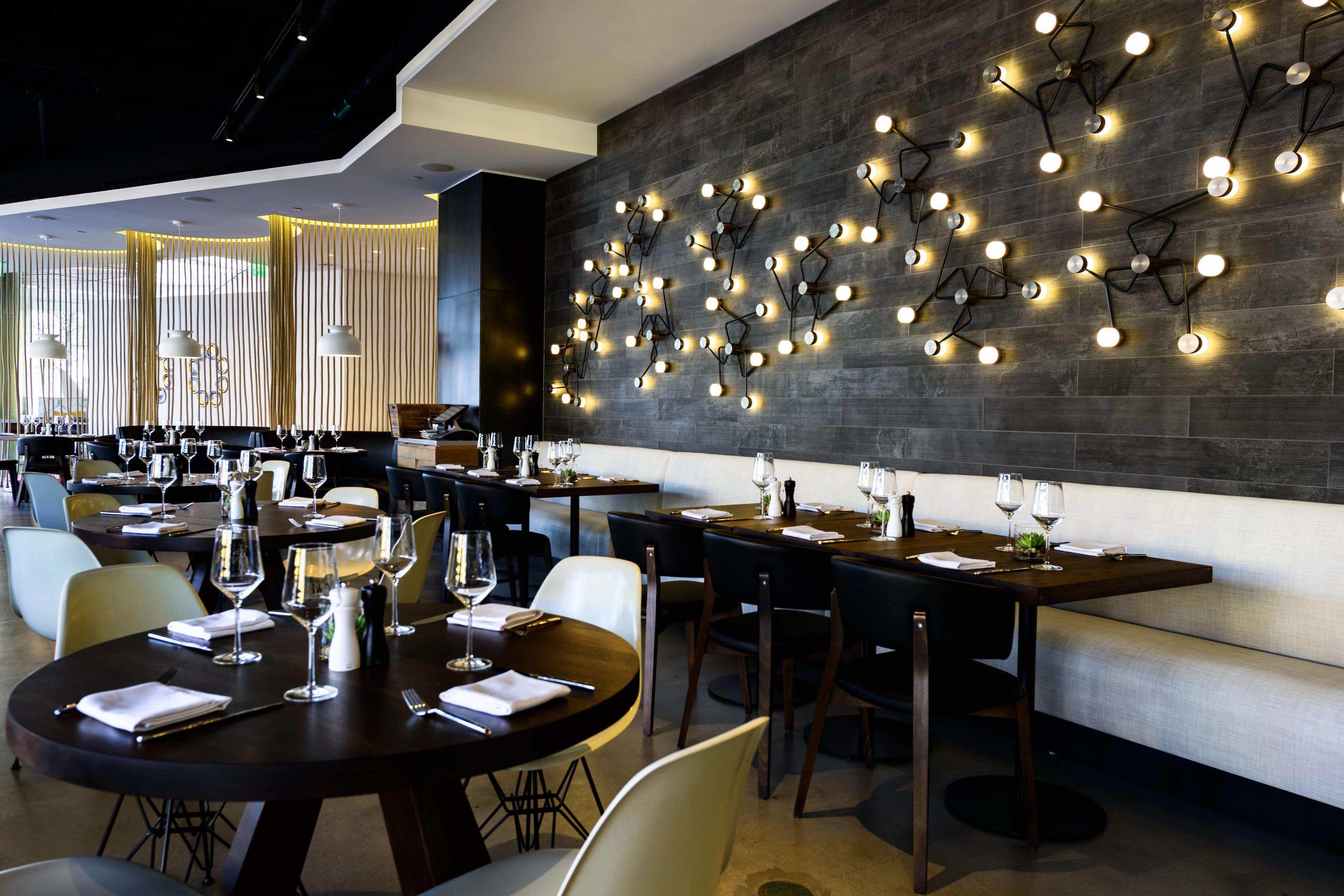 The Envoy Hotel, Autograph Collection Hotel Boston