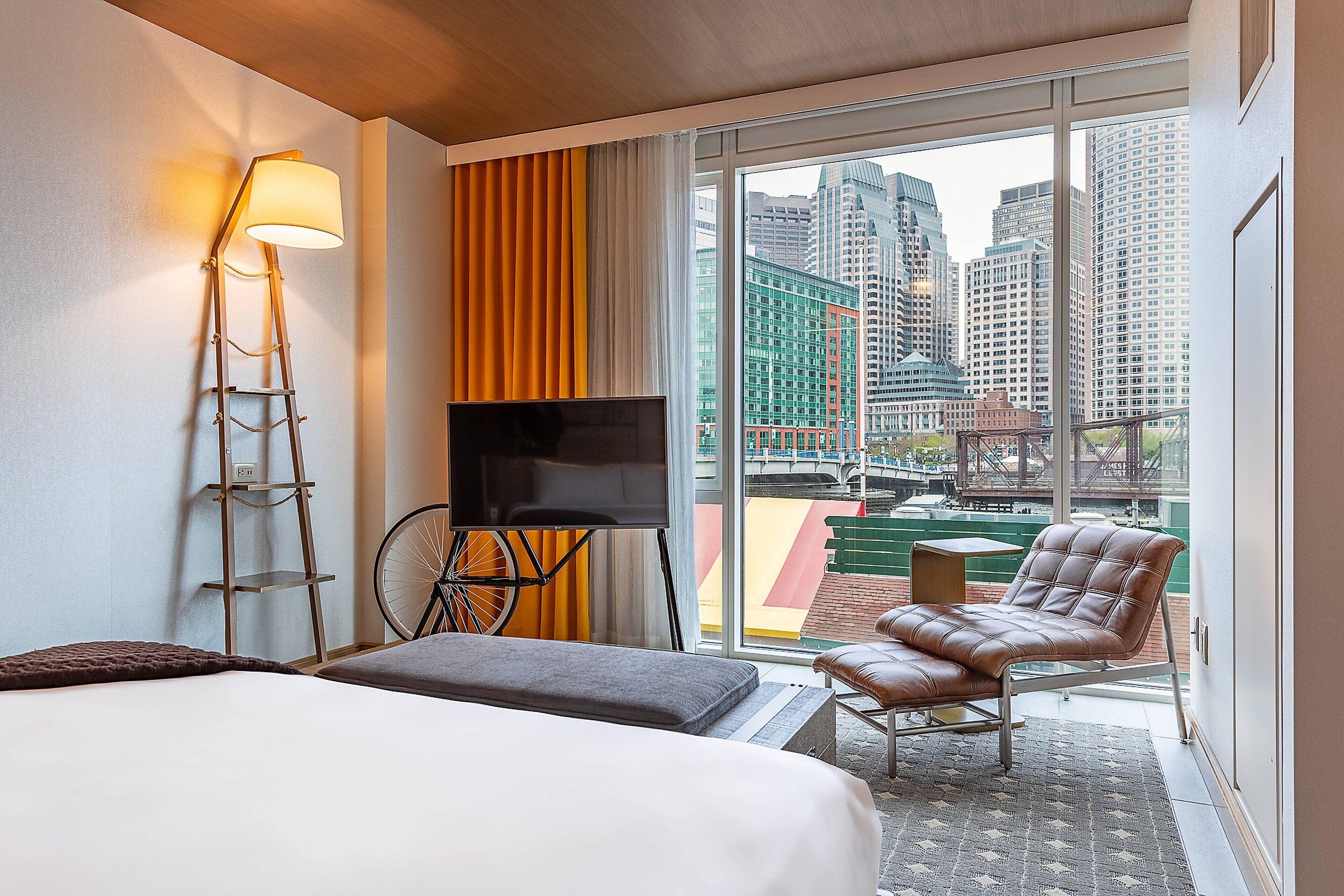 The Envoy Hotel, Autograph Collection Hotel