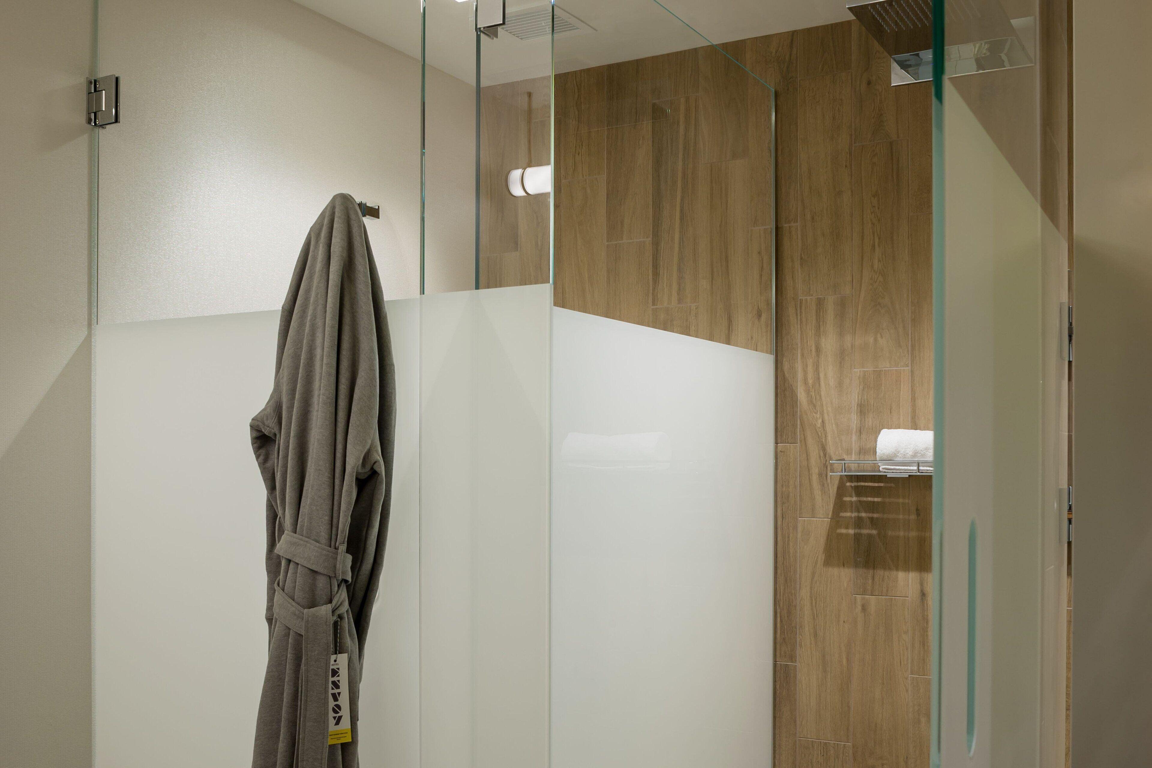 The Envoy Hotel, Autograph Collection 4* Boston