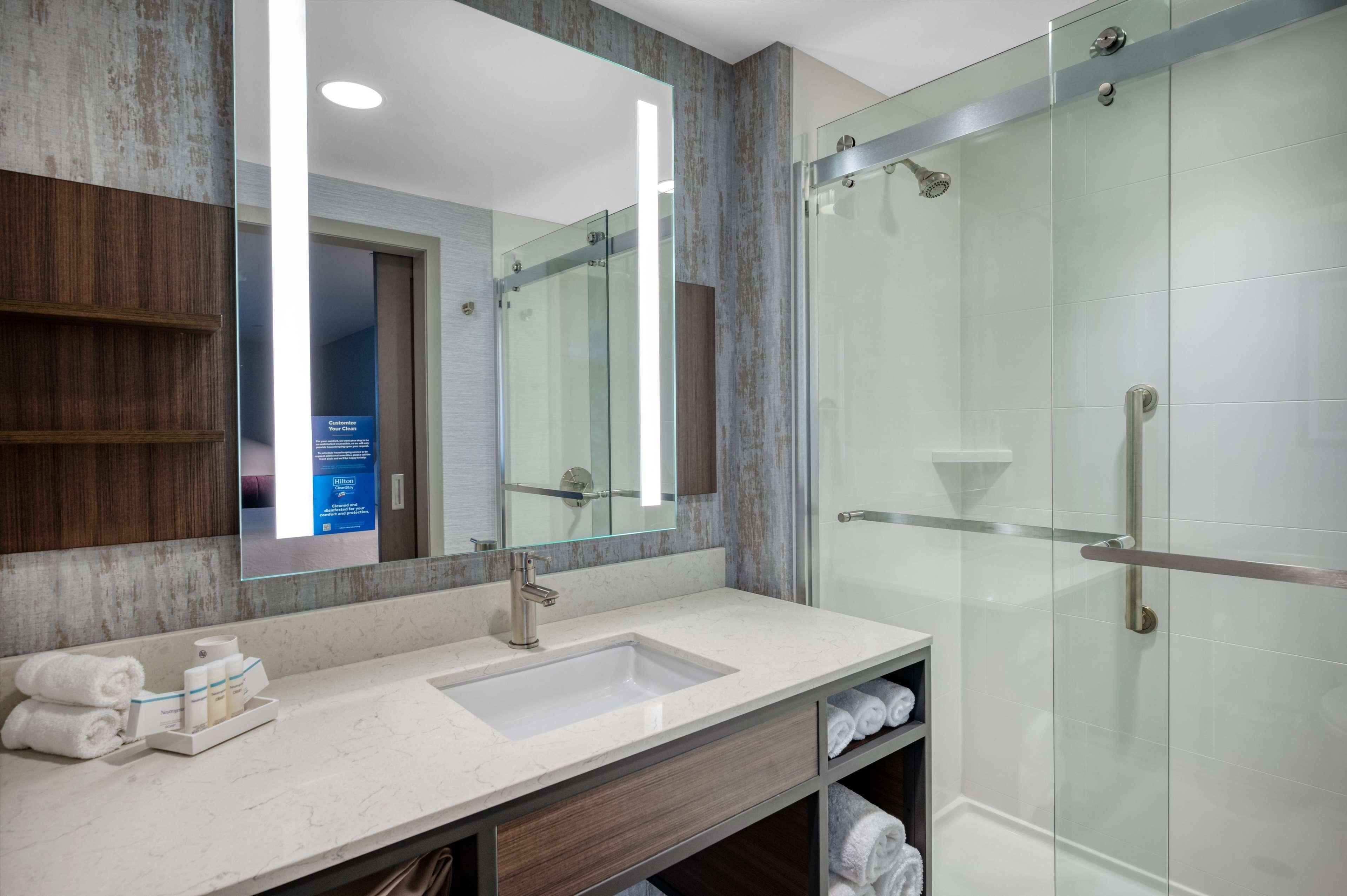 Hilton Garden Logan Airport