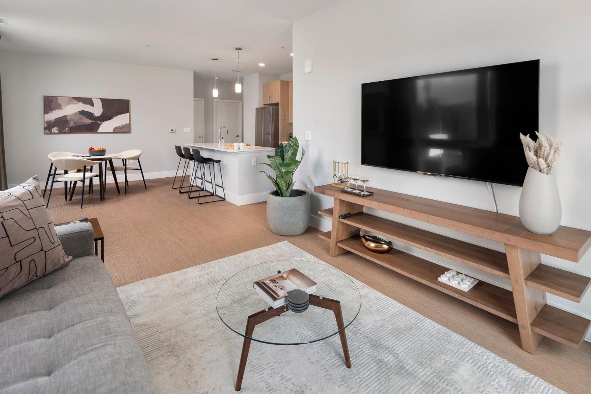 Hyatus Luxury Residences South Bay Designer Collection Aparthotel Boston