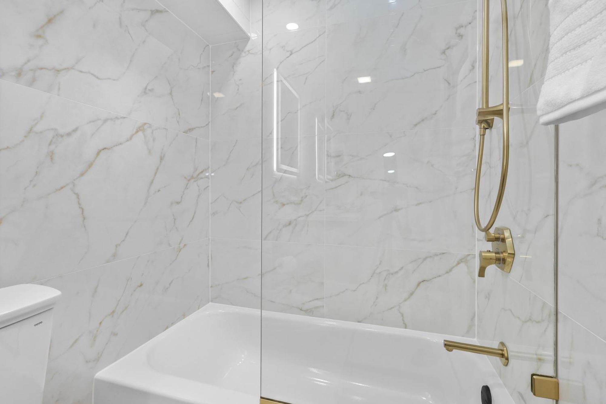 Holiday home 3br3bth Entire House Steps To Downtown & Td Garden Boston