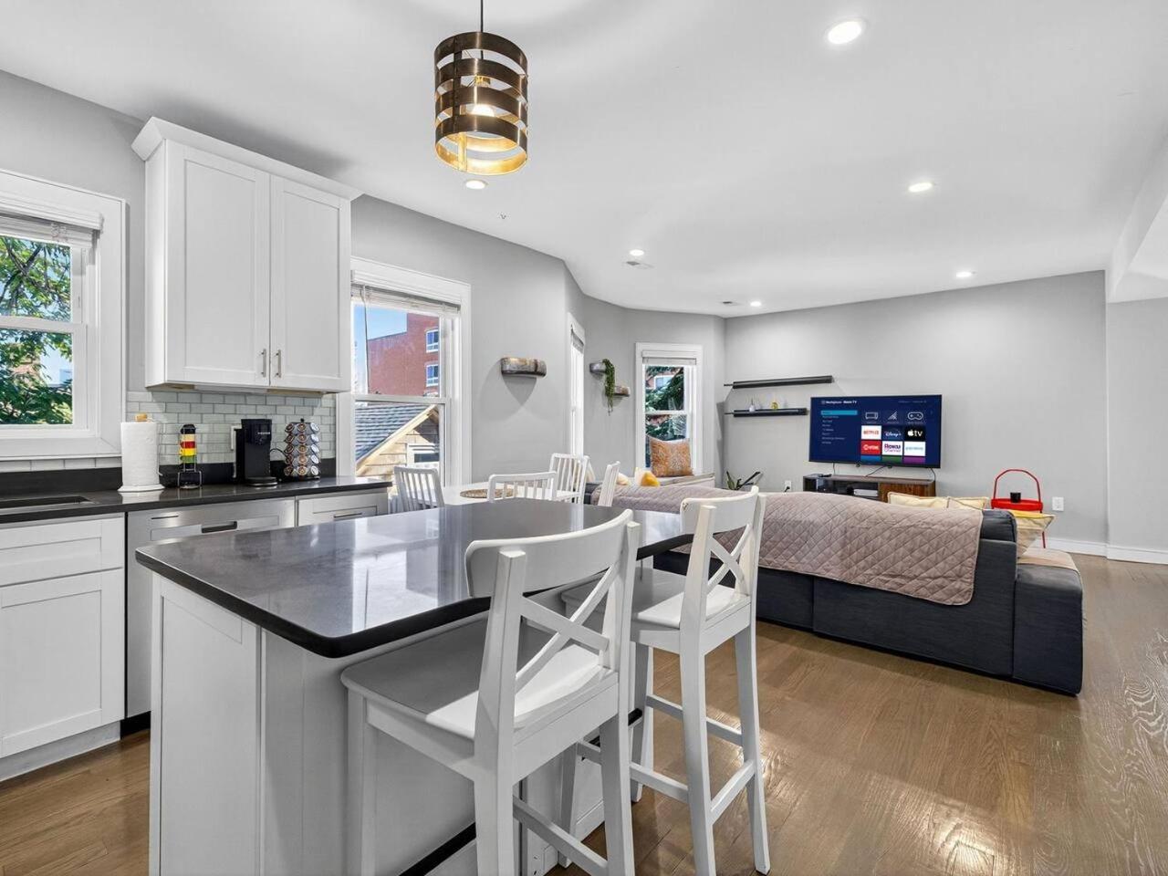 Luxury 3br 2ba Penthouse Boston