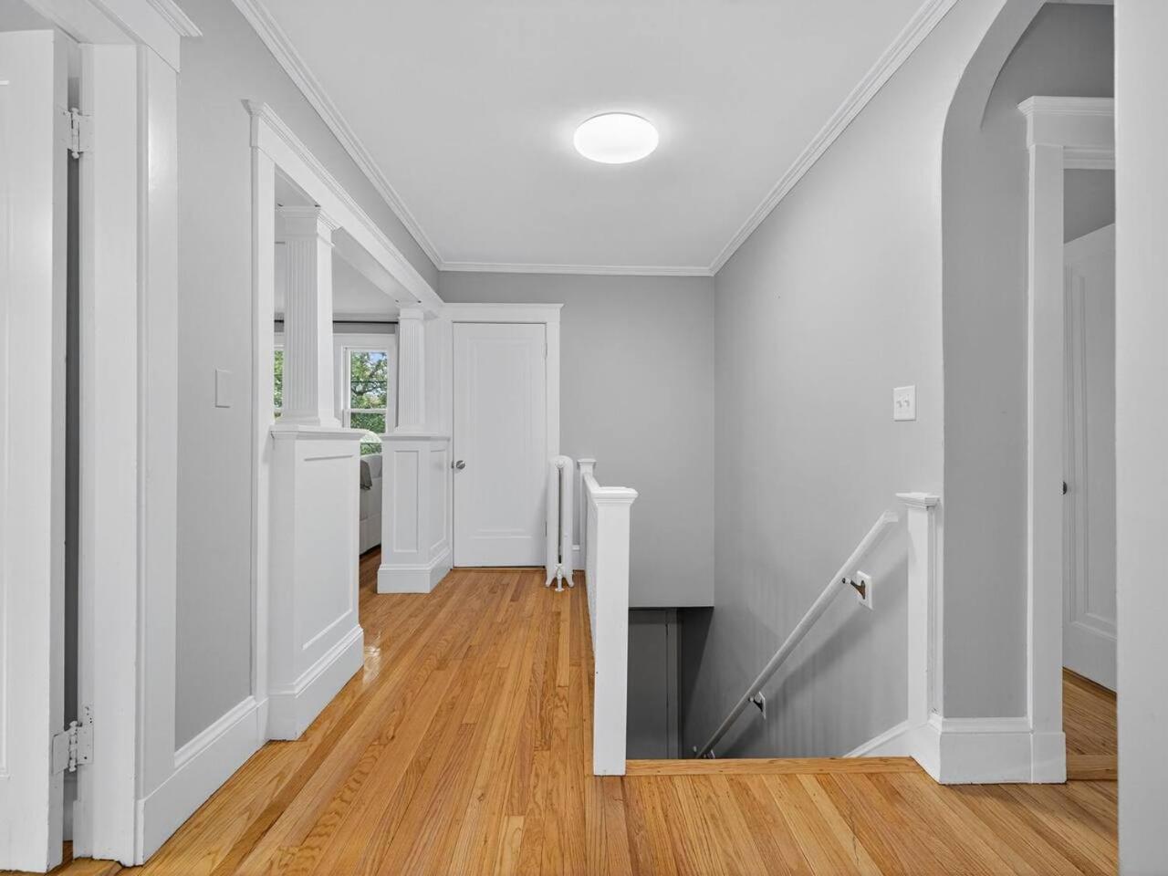 Vintage 5br In With Free Parking * Boston