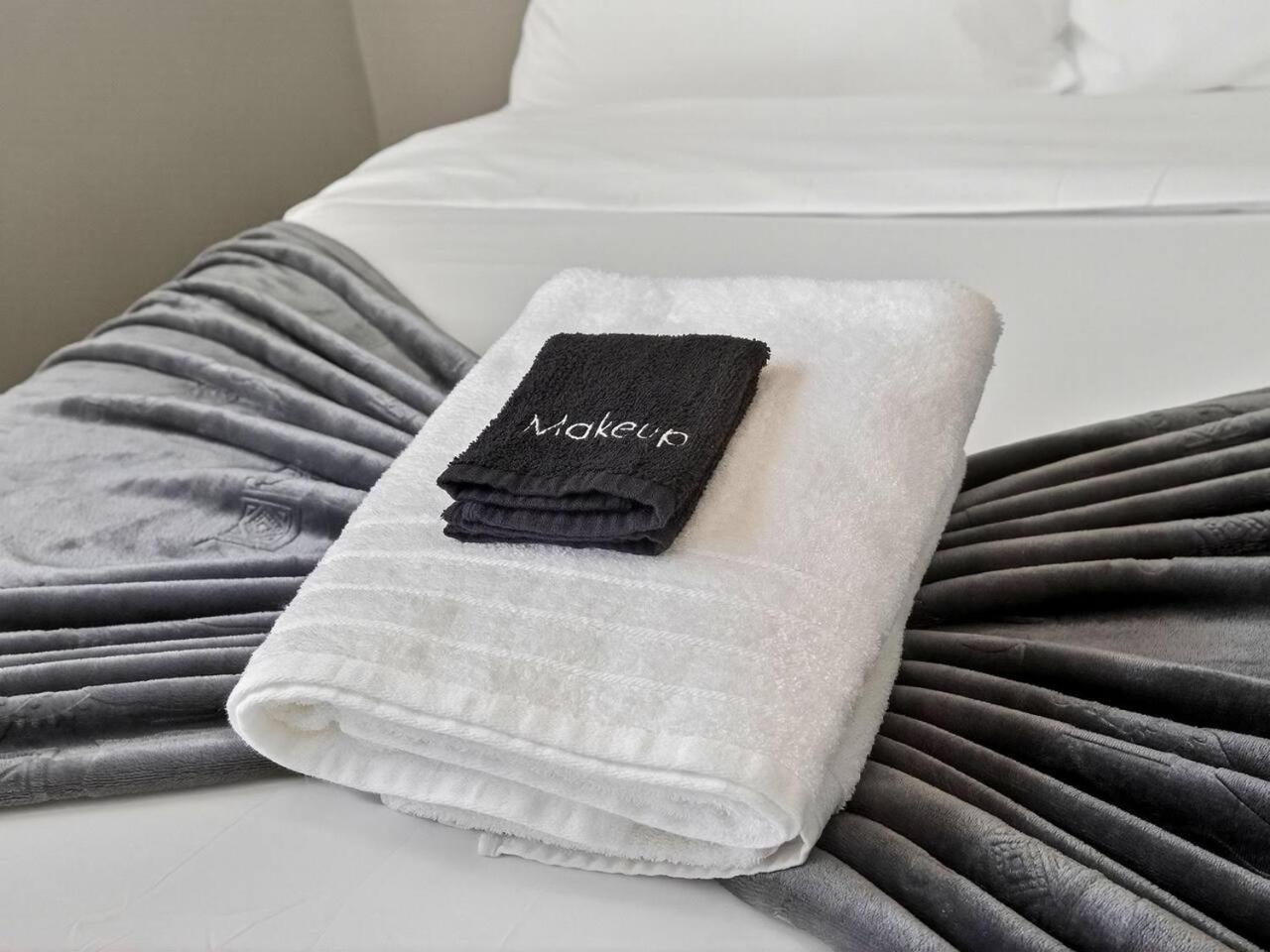 Apartment Luxury 3br 2ba Penthouse