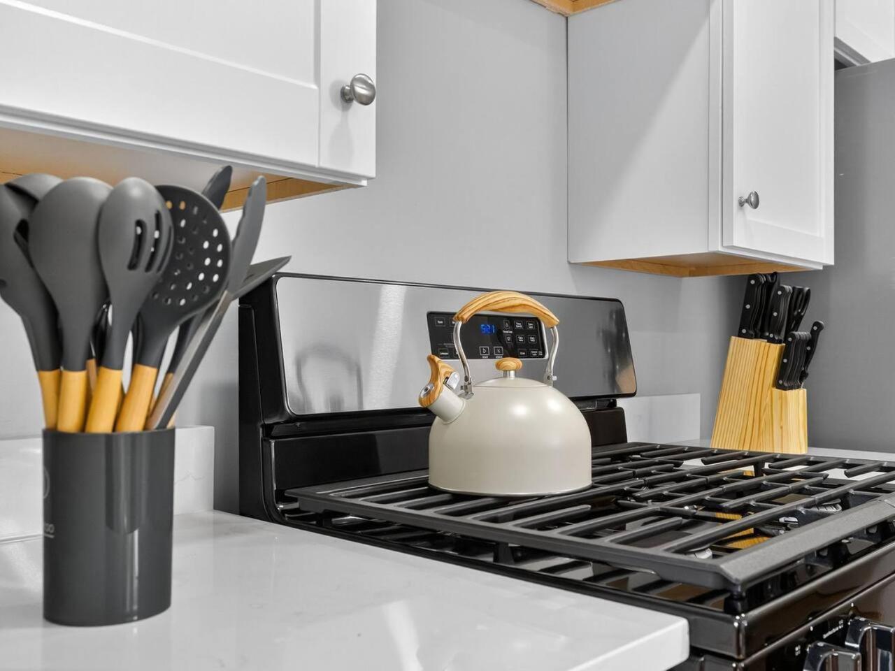 Apartment Vintage 5br In With Free Parking *