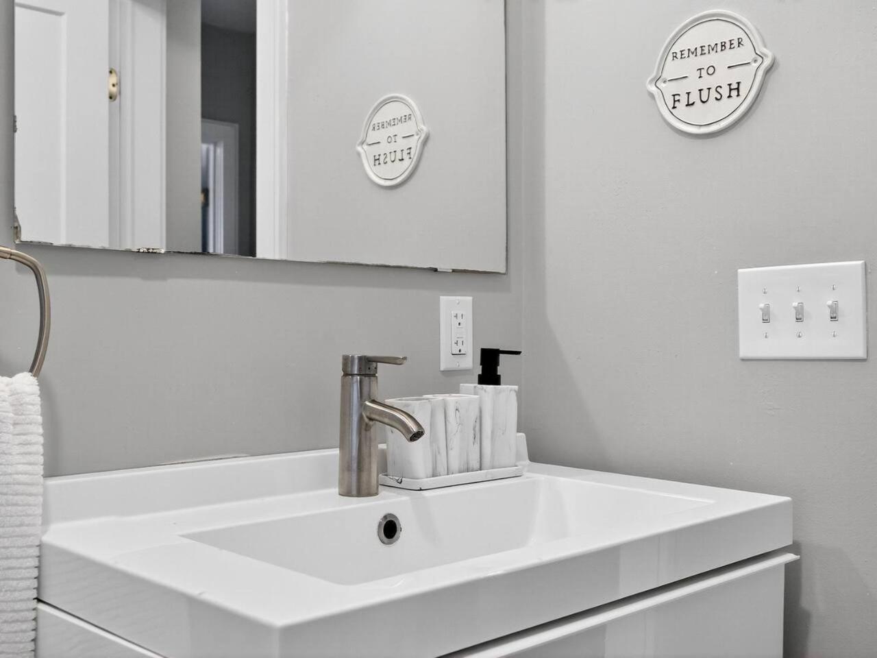 Luxury 3br 2ba Penthouse Boston