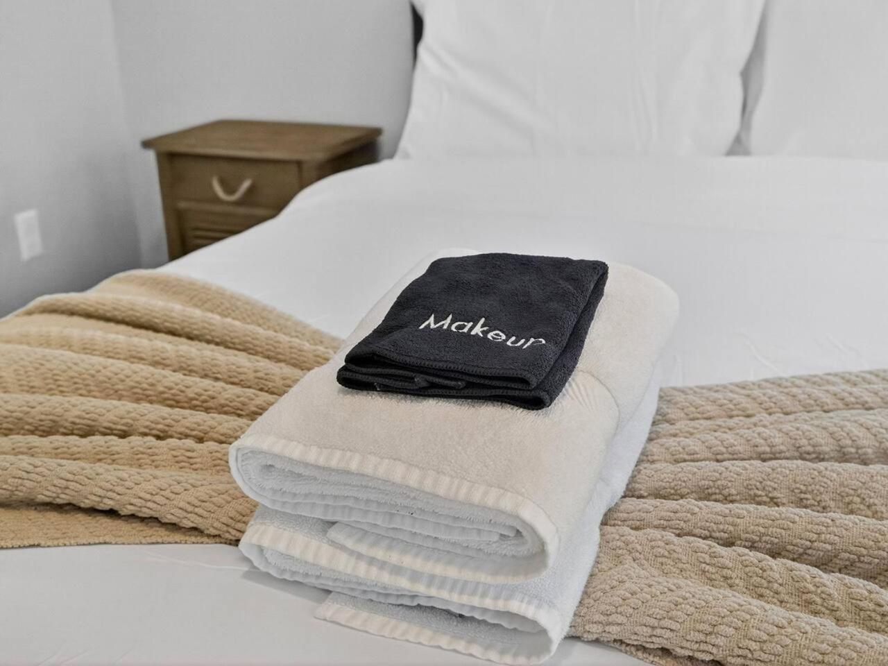 Luxury 3br 2ba Penthouse