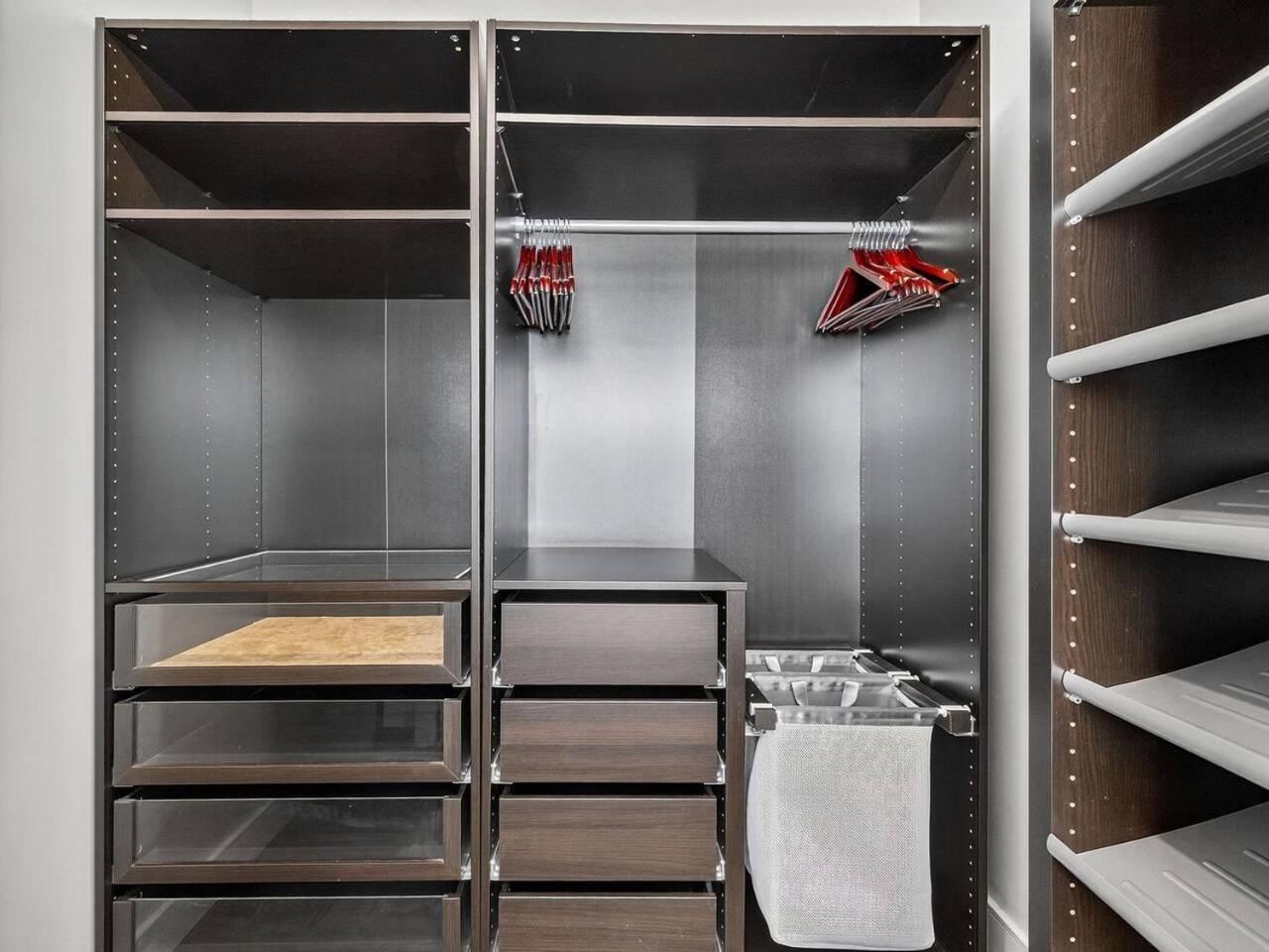 Luxury 3br 2ba Penthouse