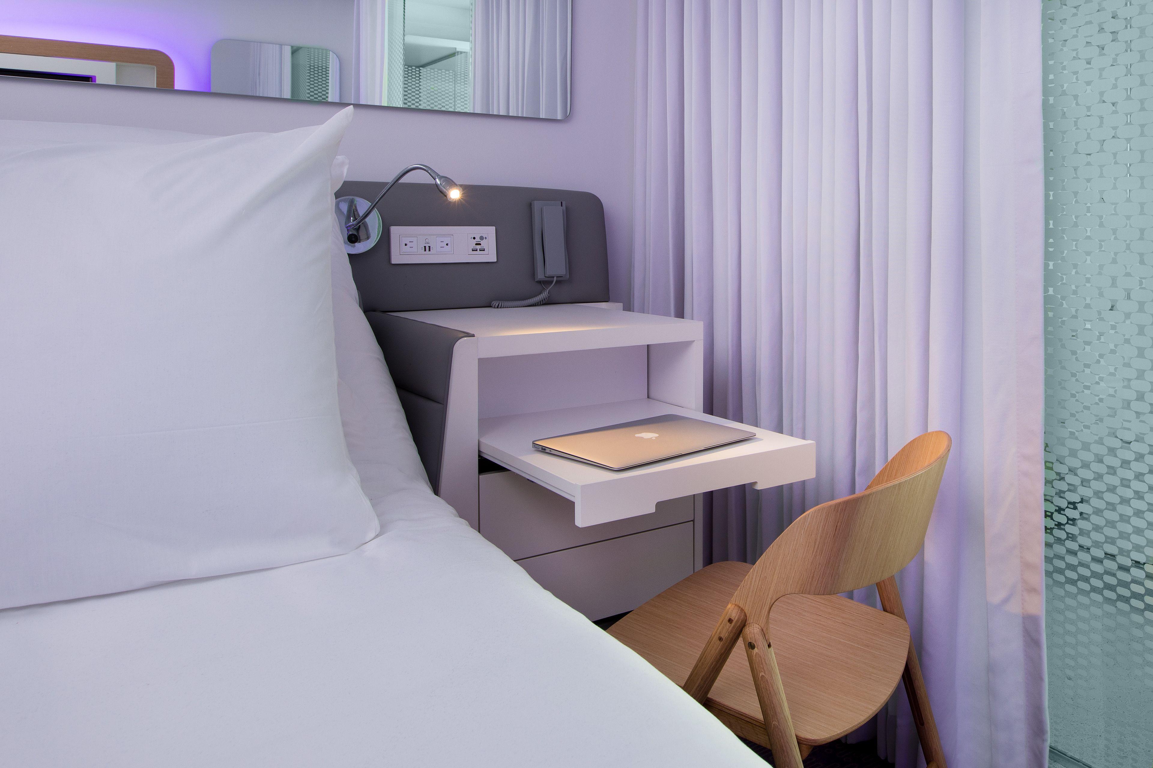 Hotel Yotel 4*