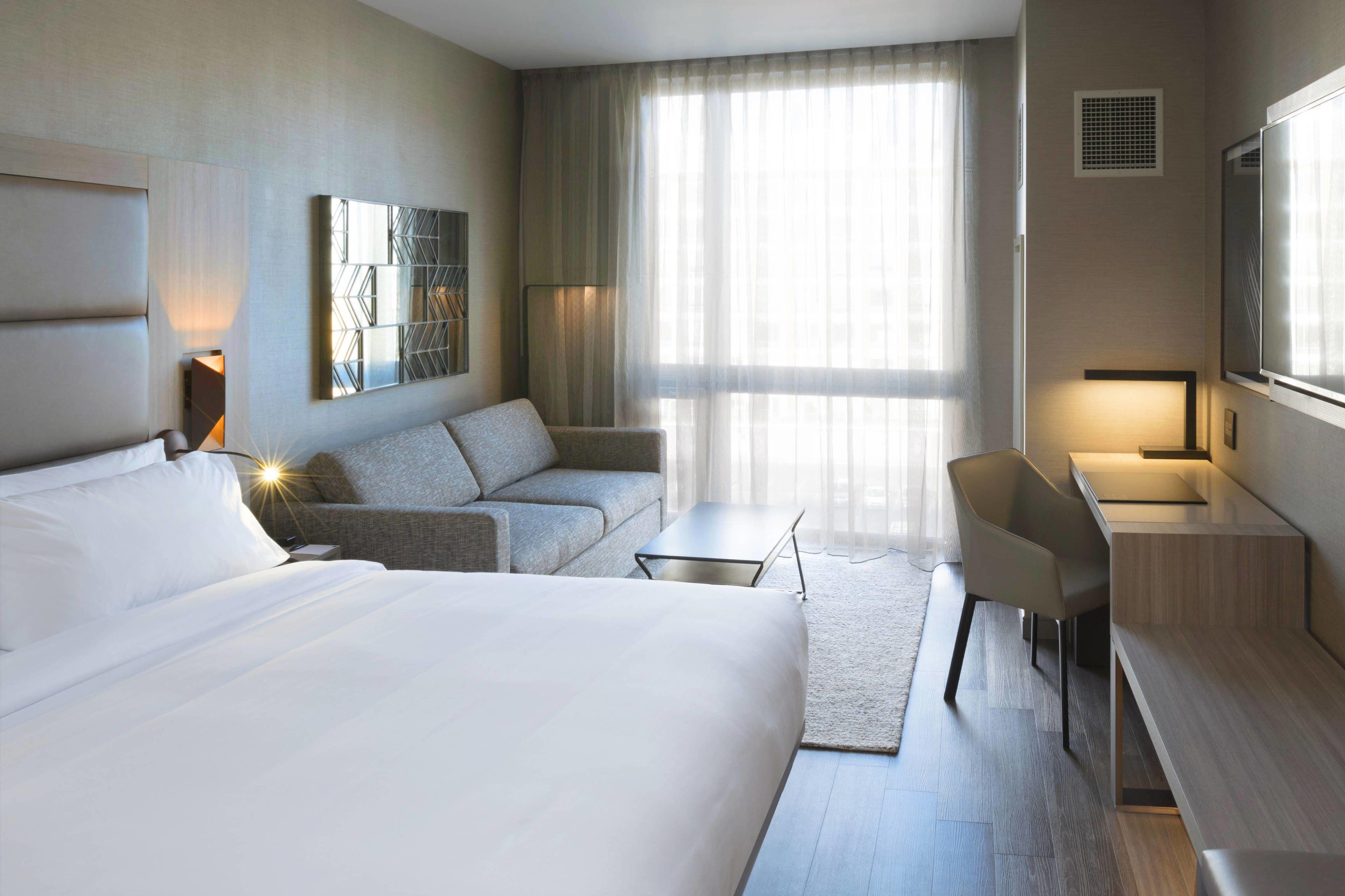 Ac By Marriott Downtown Hotel