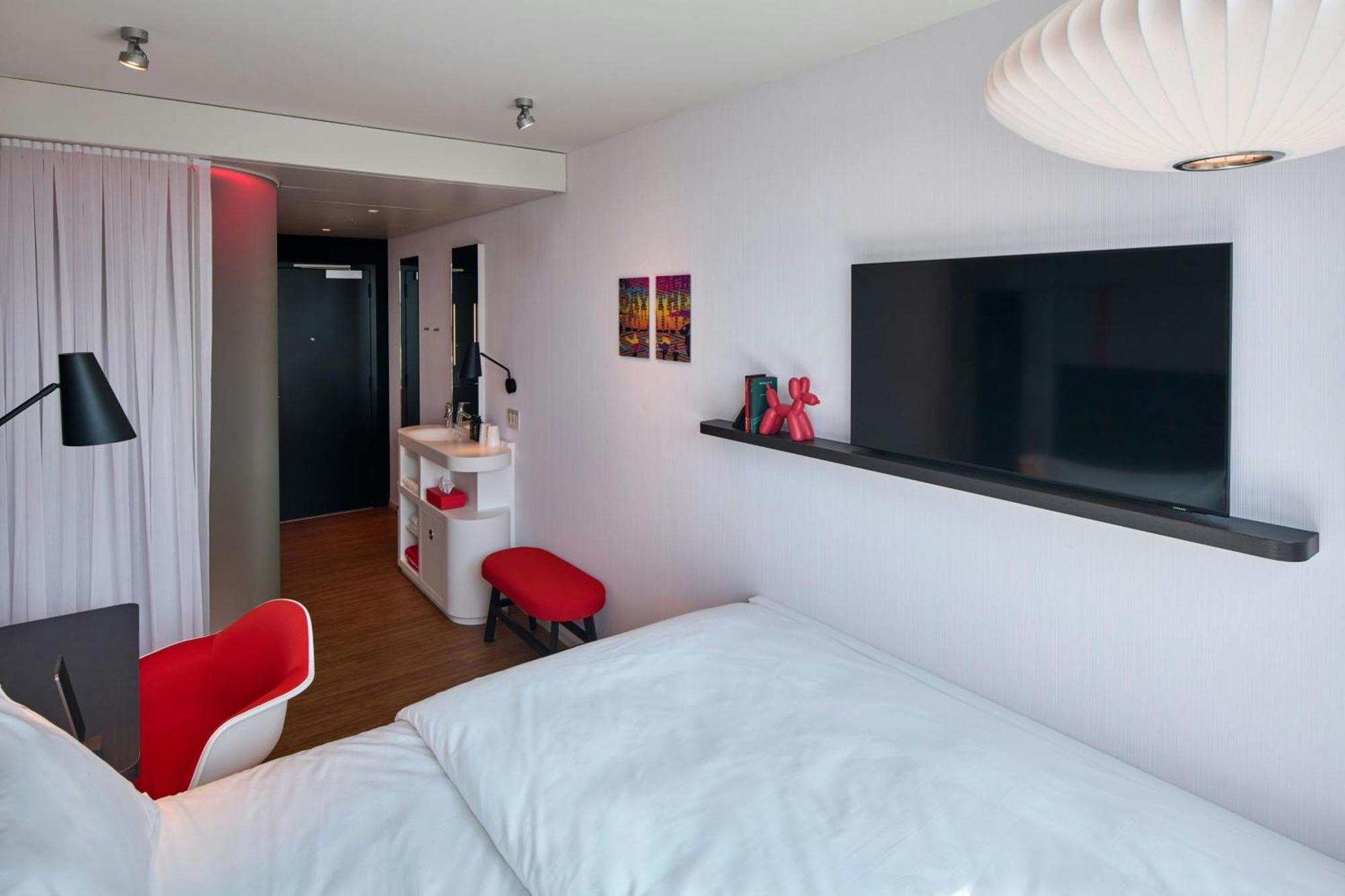 Hotel Citizenm Back Bay 4*