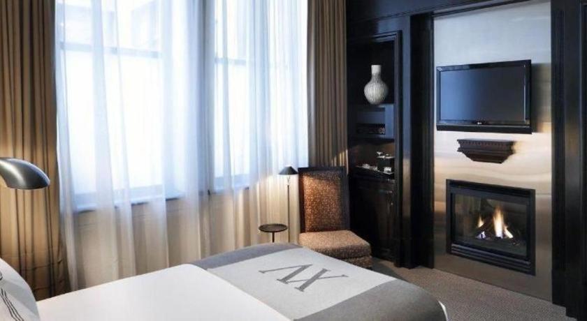 Hotel Fifteen Beacon