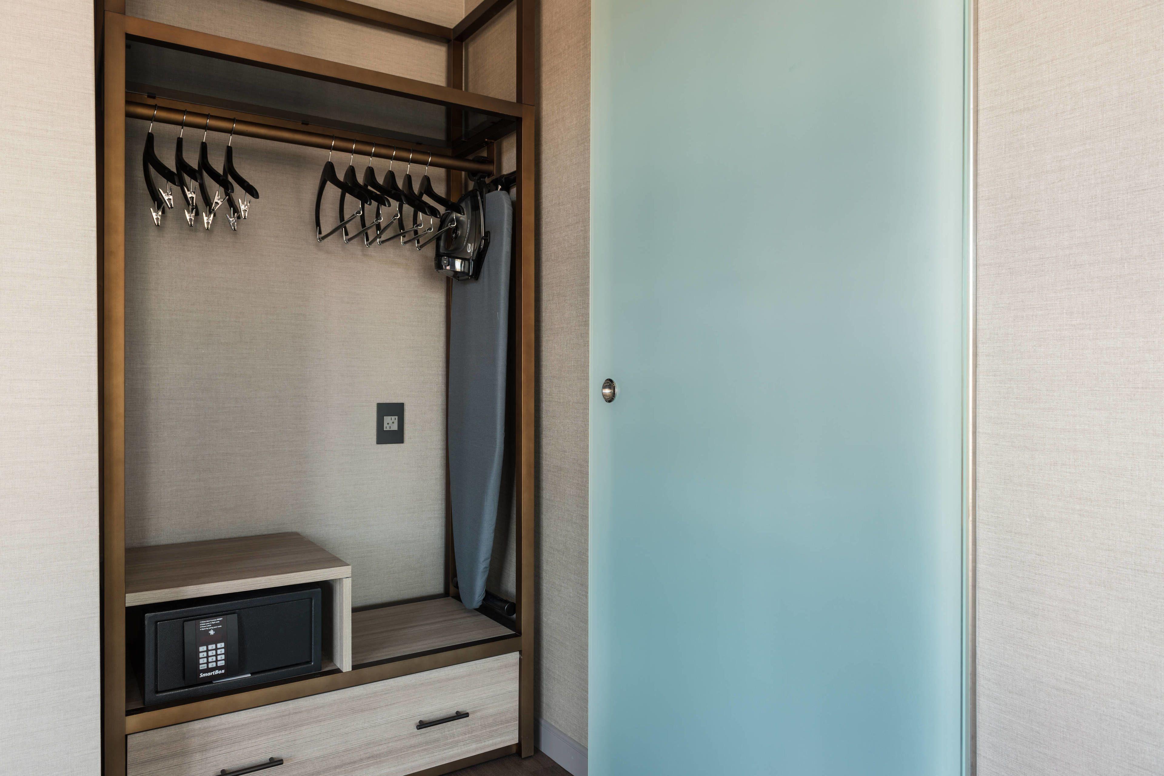 Ac By Marriott Cleveland Circle