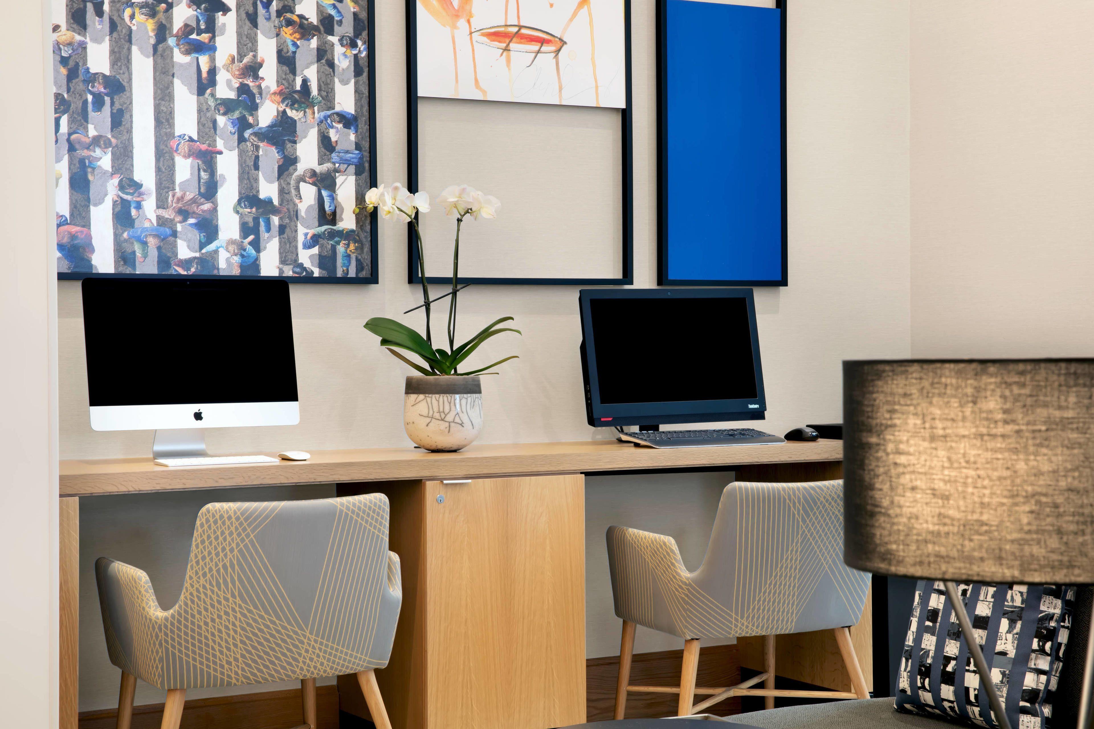 Courtyard Downtown/north Station Hotel 3*