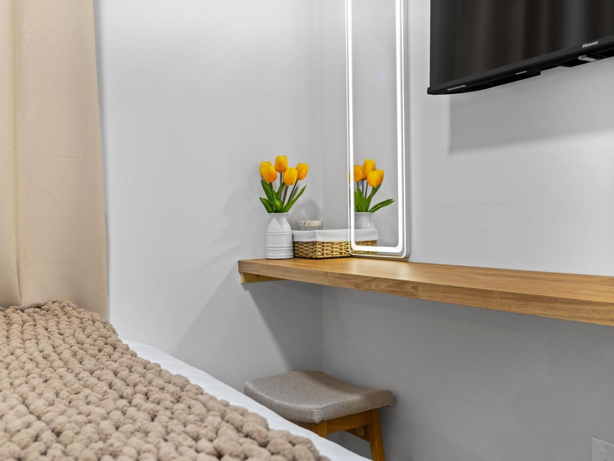 5br 3bath 6beds Apartment *