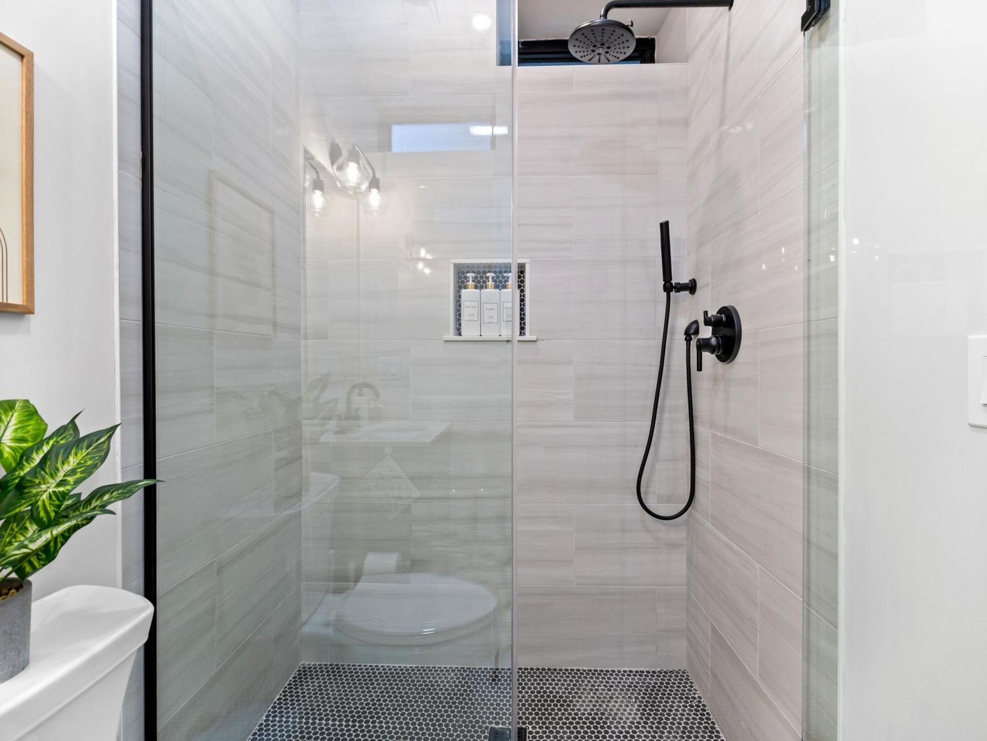 5br 3bath 6beds Apartment Boston