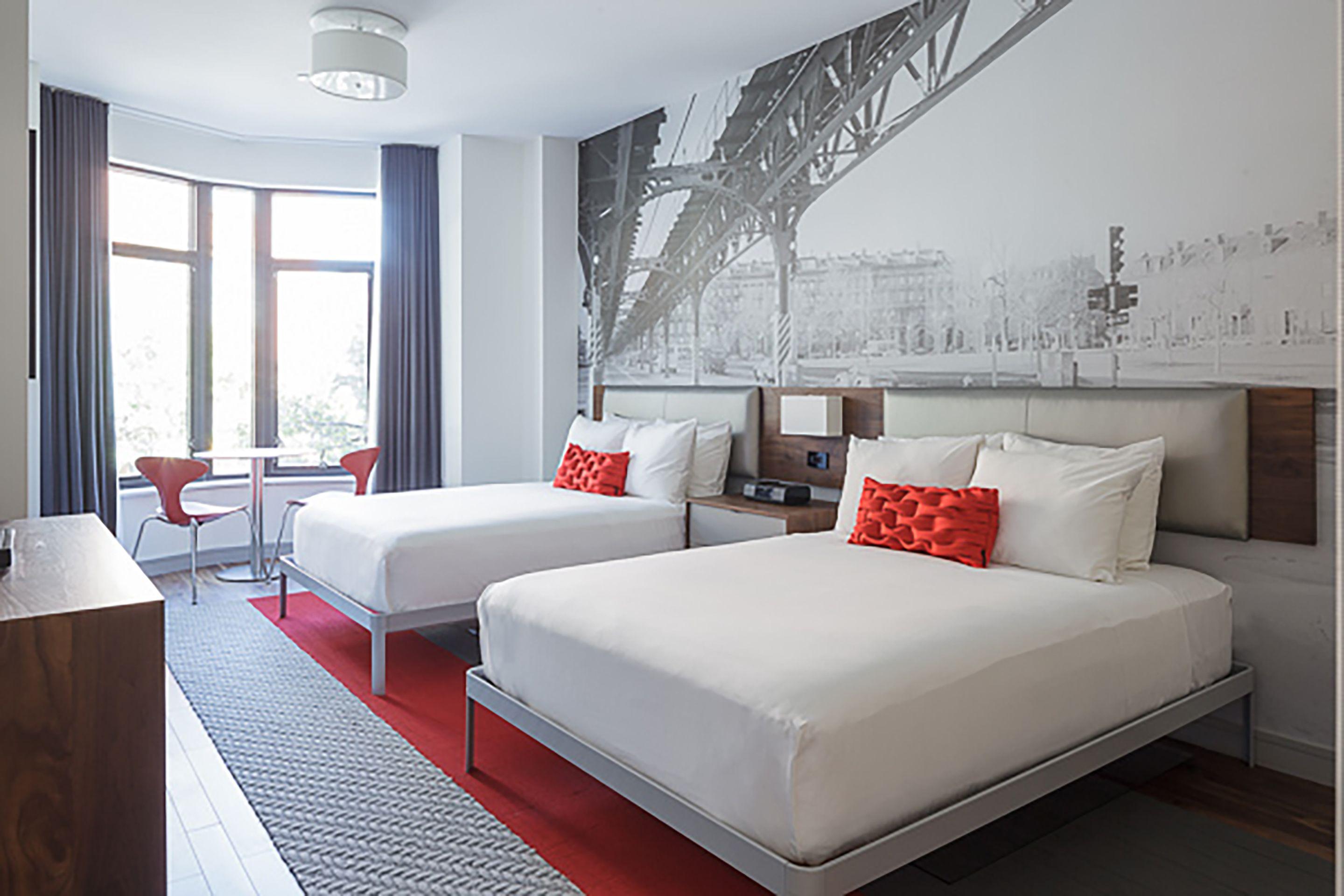 Hotel The Revolution