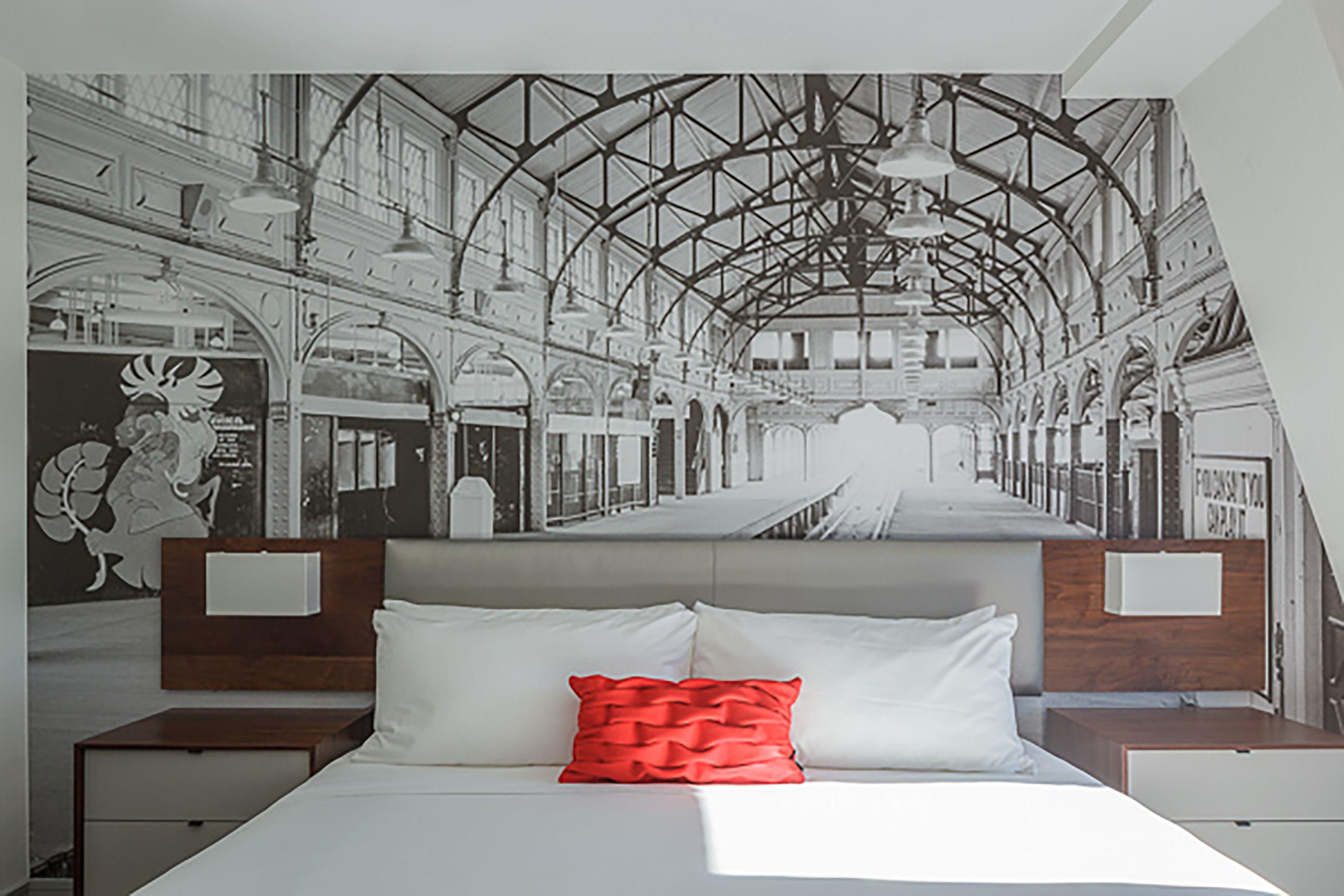 Hotel The Revolution 3*