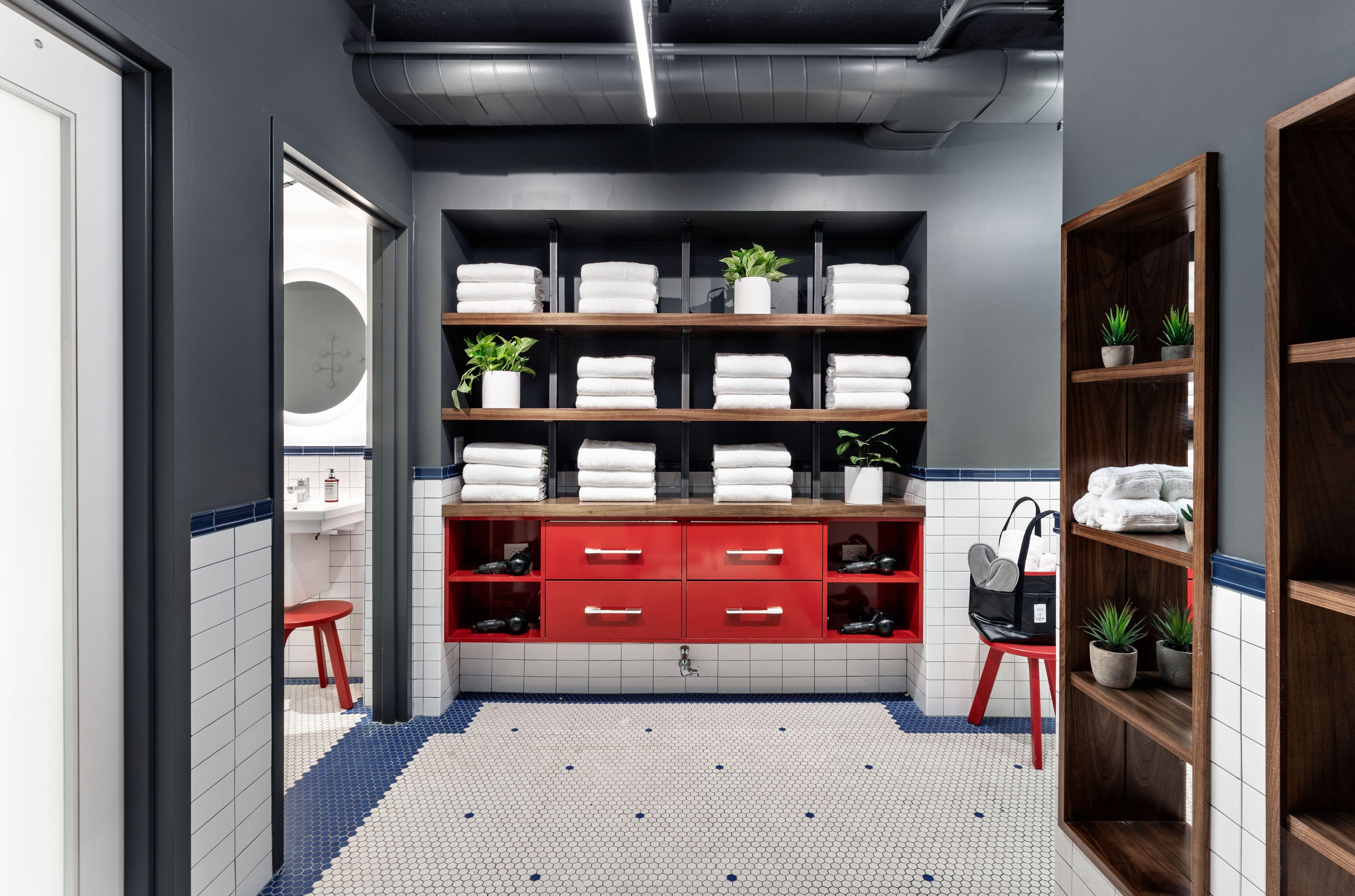 The Revolution 3* Boston