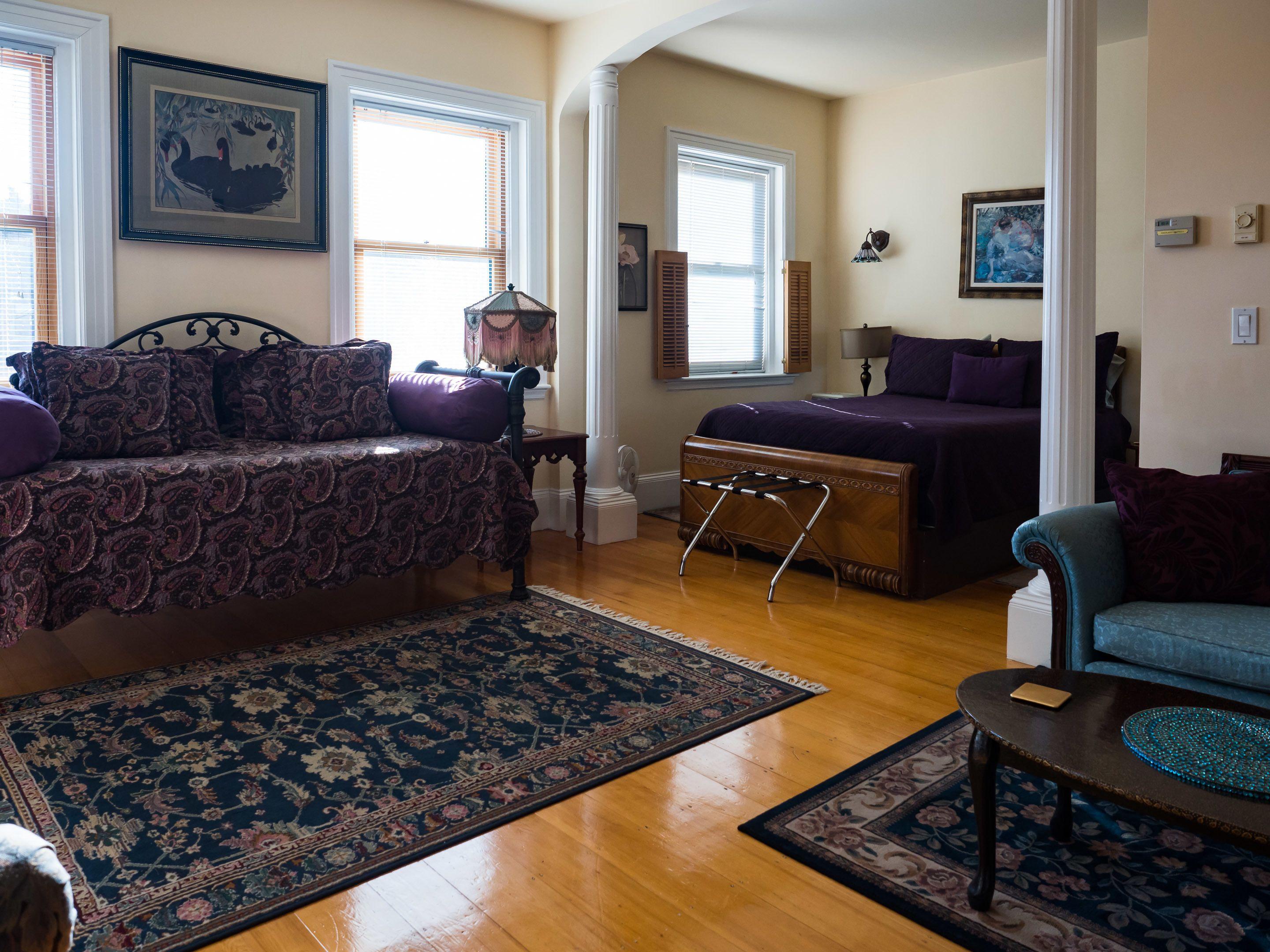 The Gryphon House 3* Boston