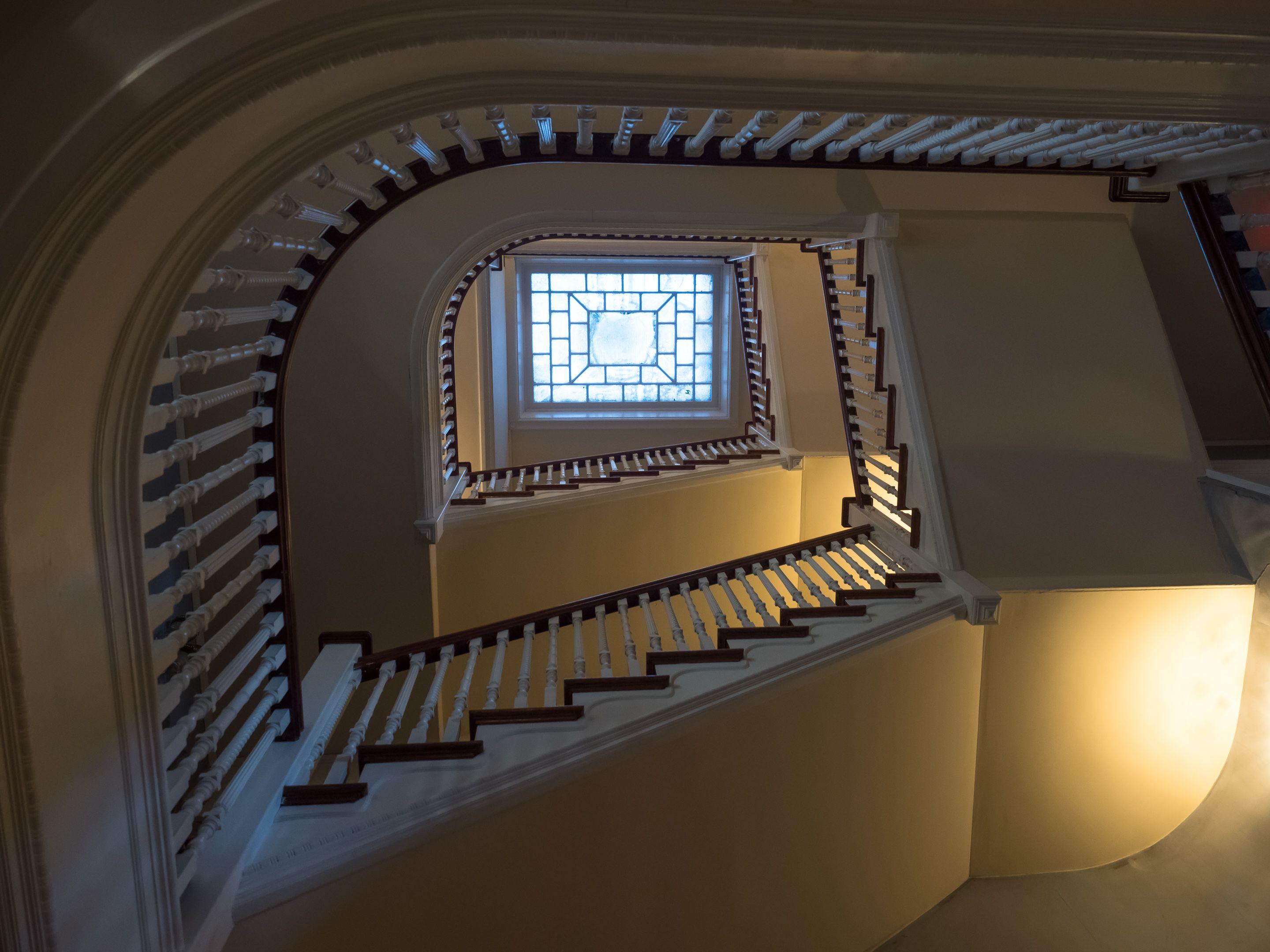 The Gryphon House Bed & Breakfast Boston