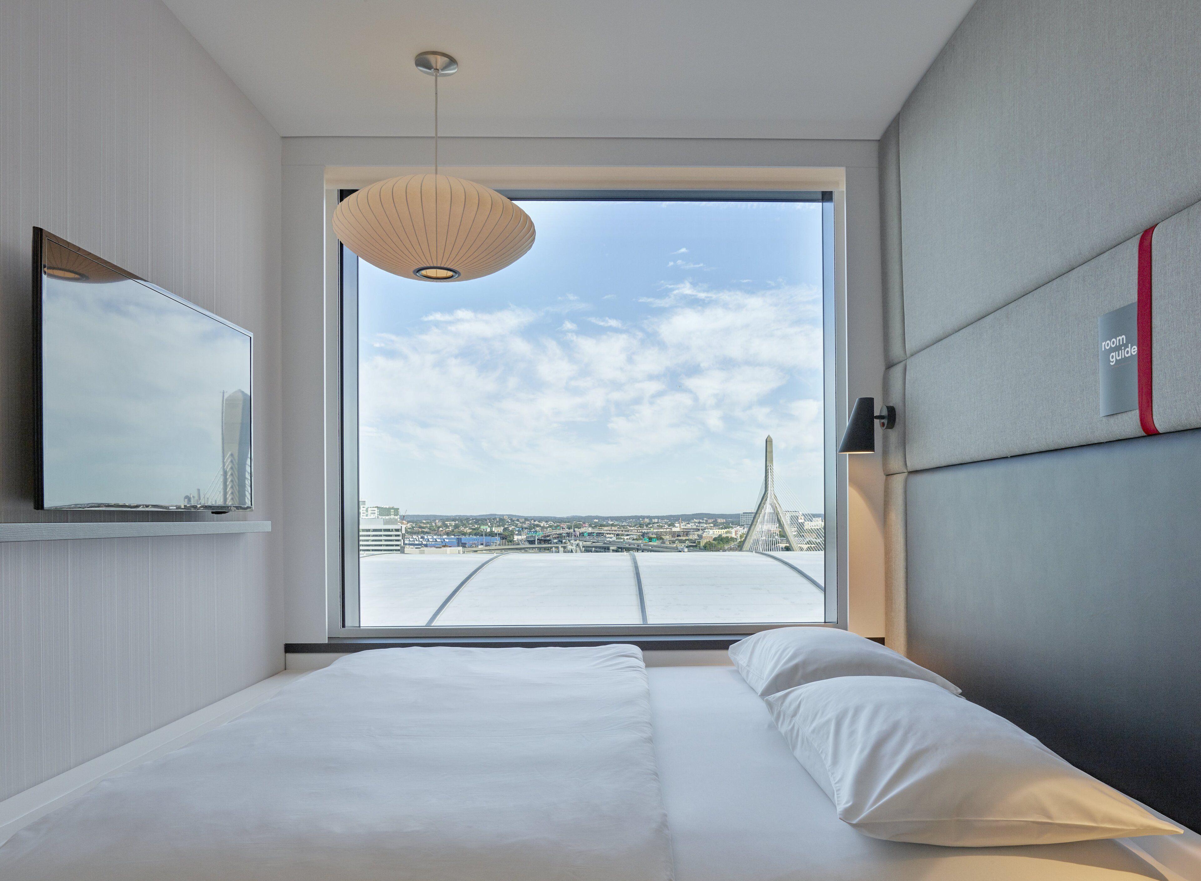 Citizenm North Station 4*