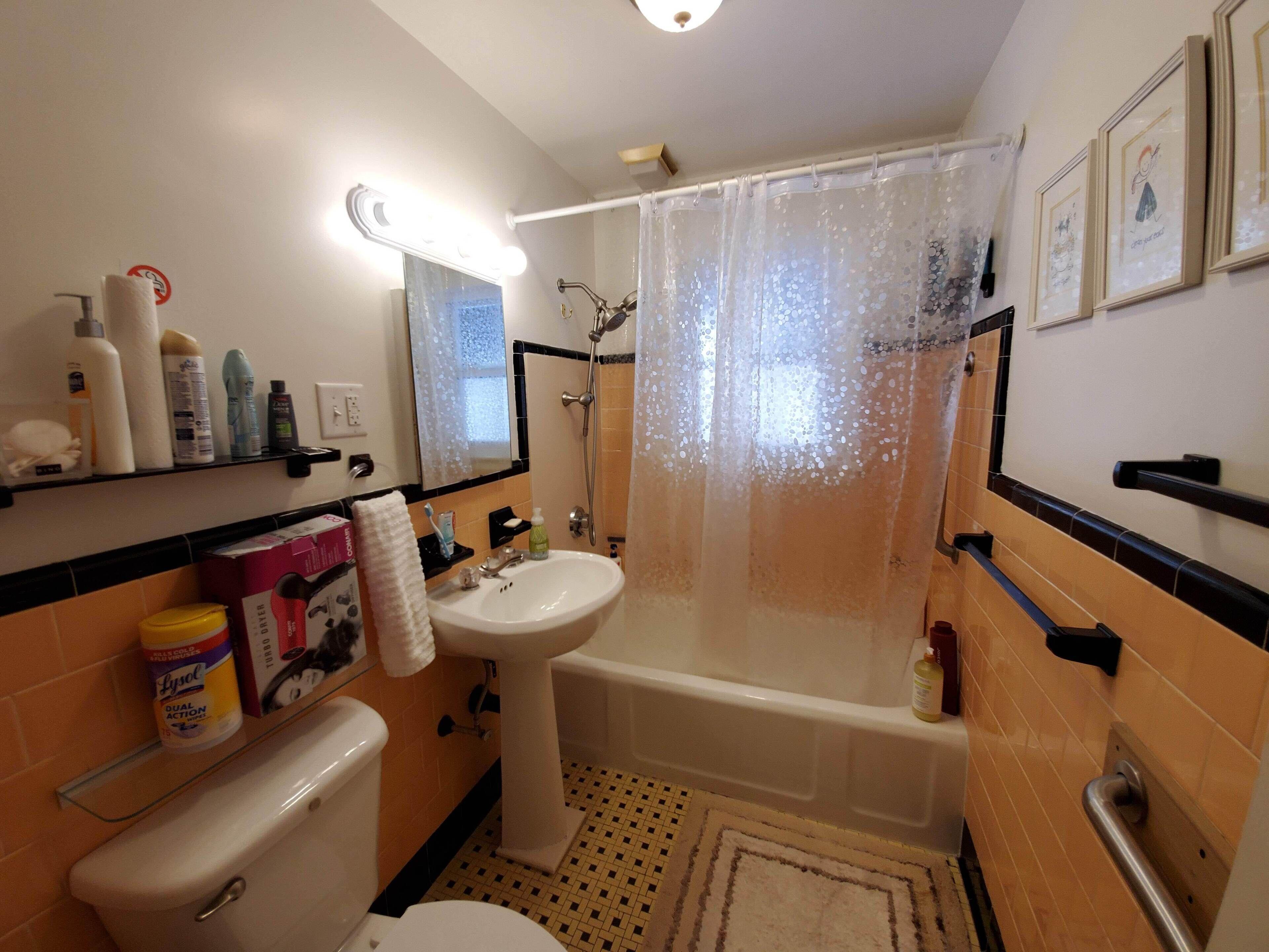 Natalie House Bed & Breakfast