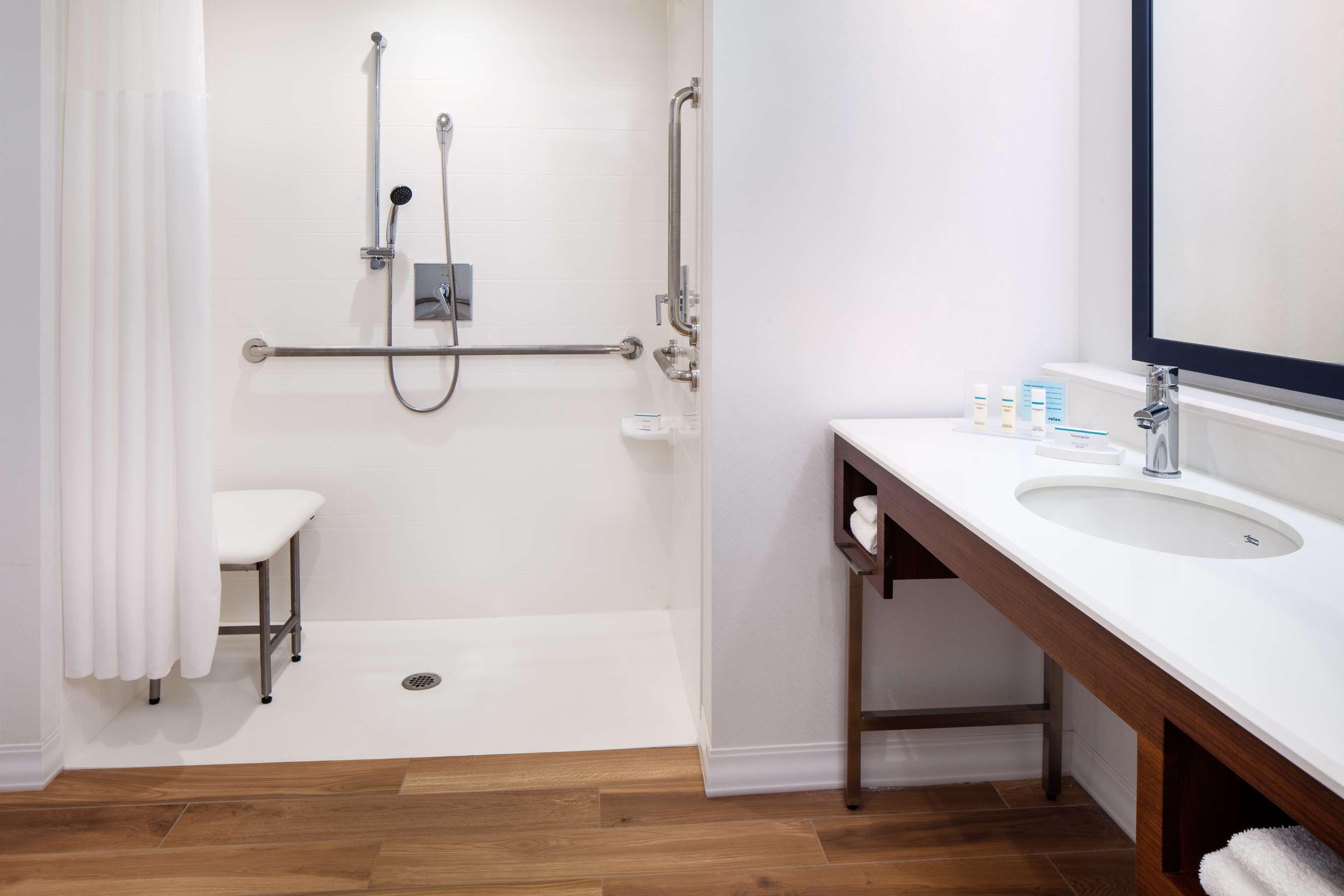 Hotel Hampton Seaport District