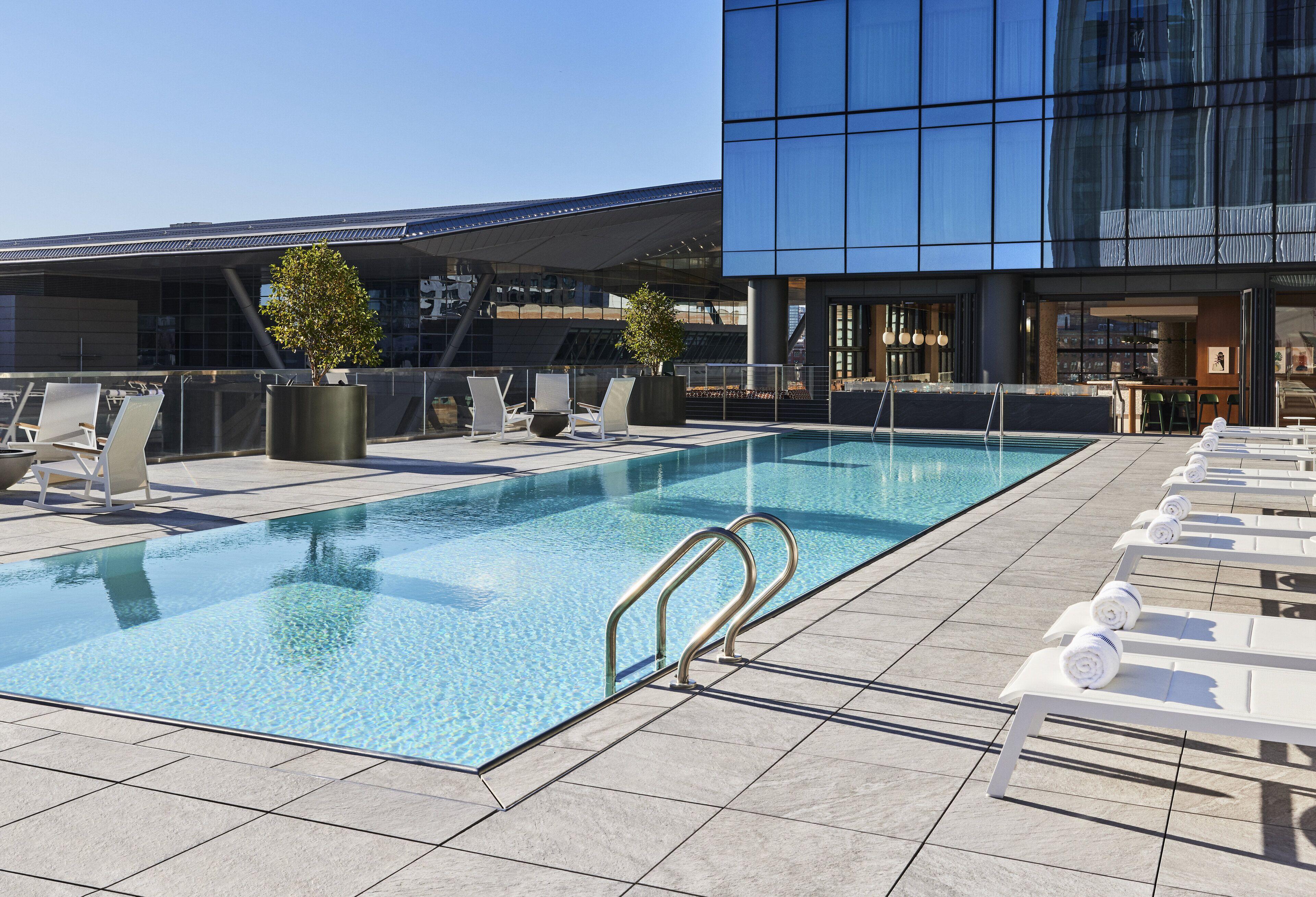 Omni At The Seaport 4* Boston