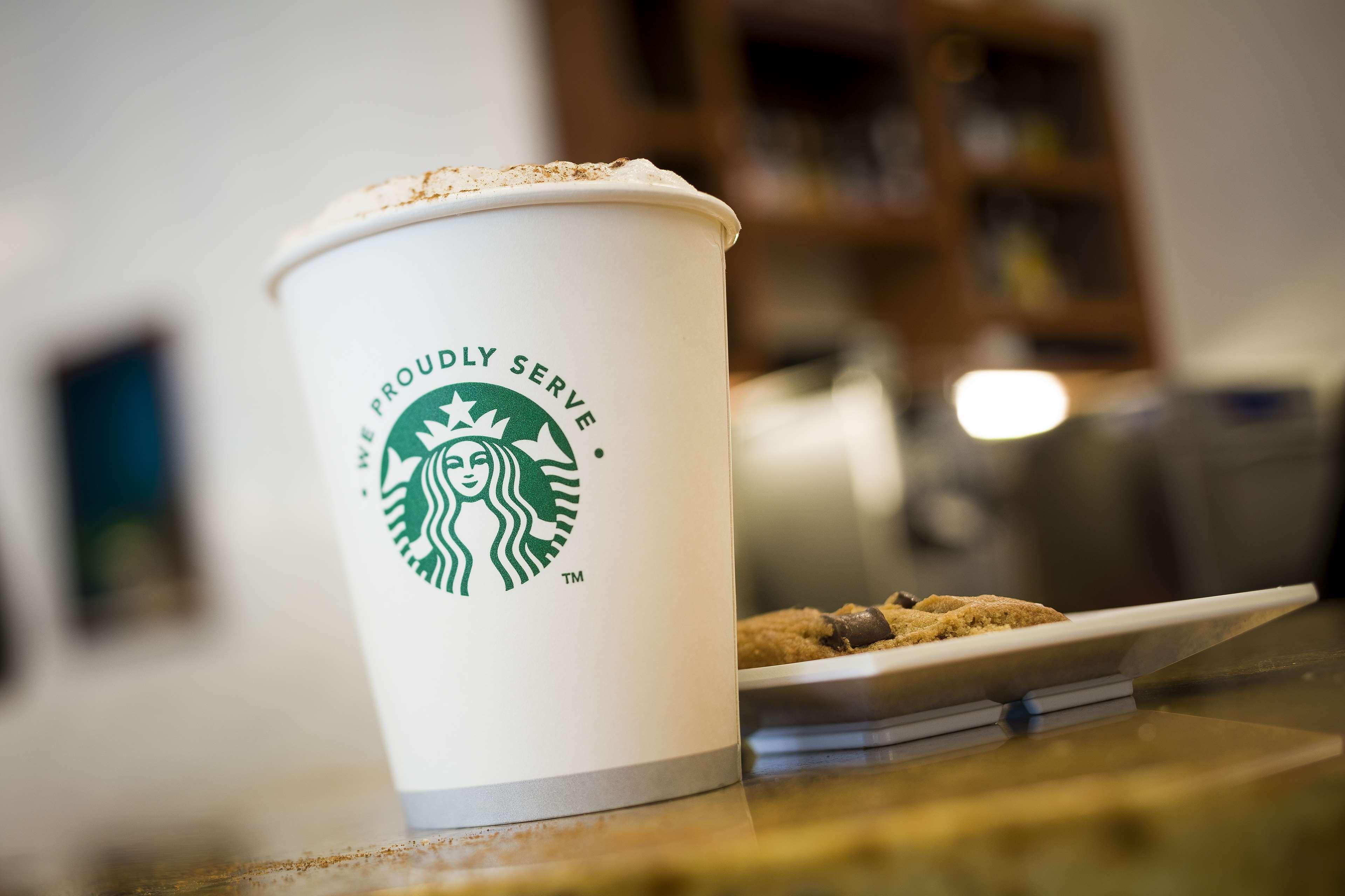 Hyatt Place Boston/seaport District 3* Boston