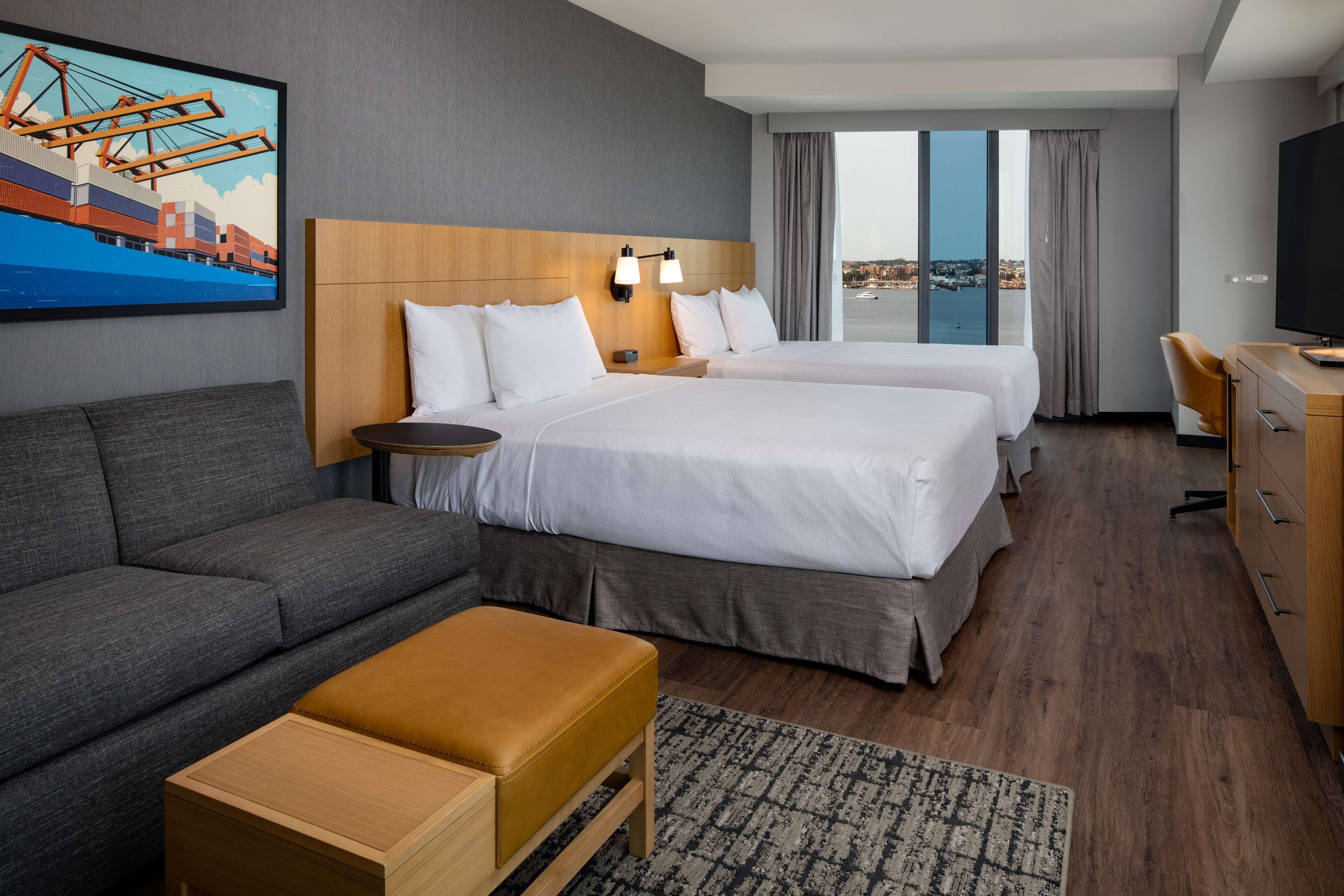 Hyatt Place Boston/seaport District Boston