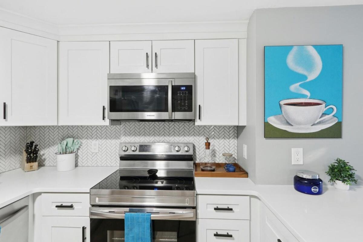 New Southie Penthouse With Private Roof Deck Apartment *