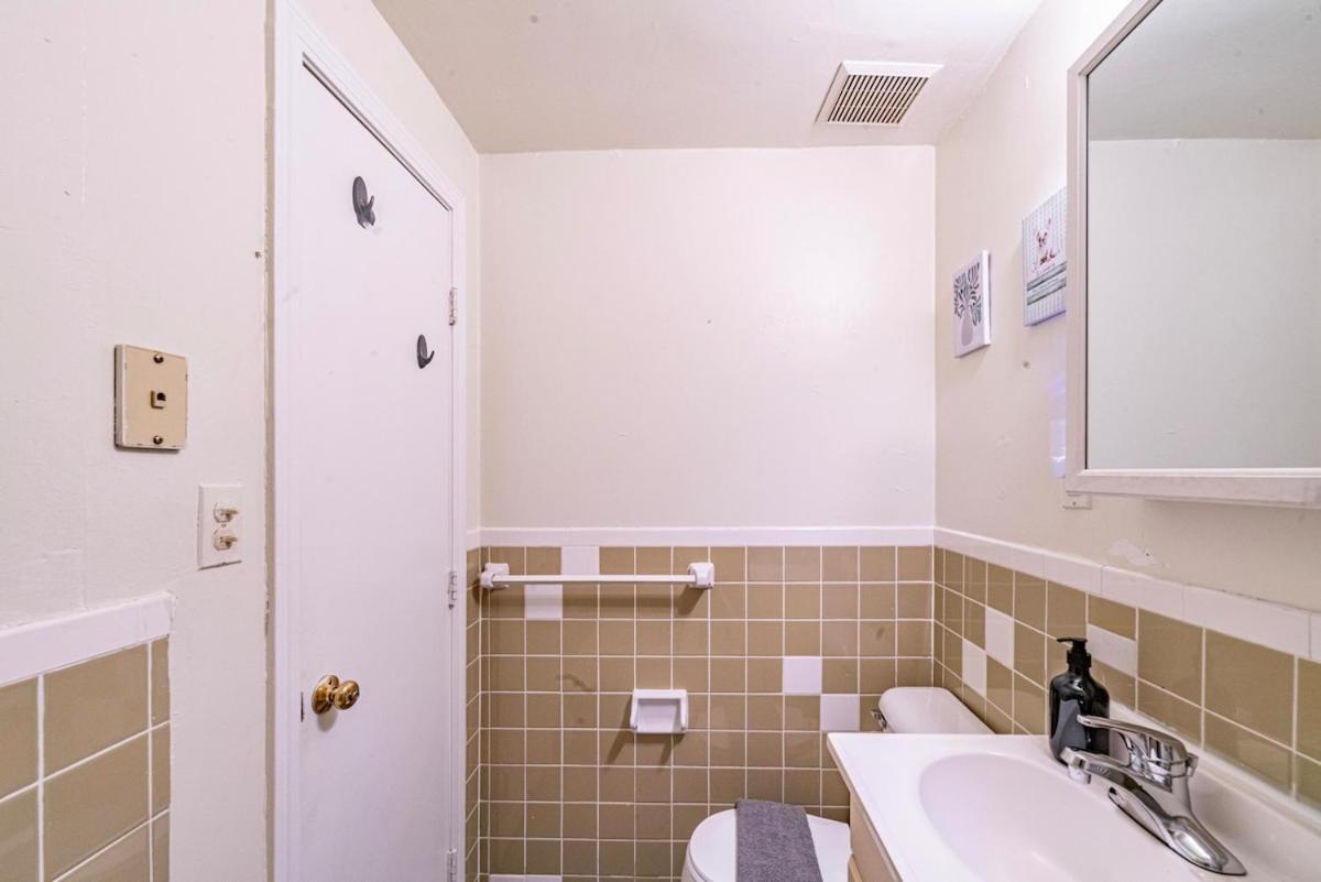 Apartment Cozy Near Massart & Longwood, 3-min Walk To T Boston