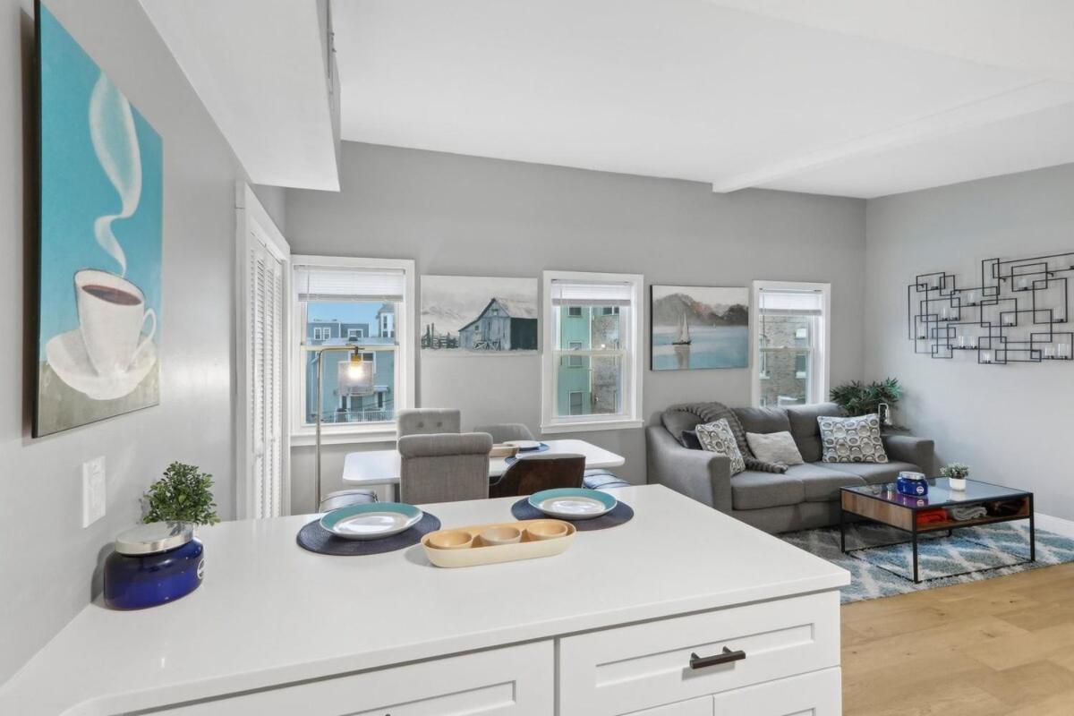 New Southie Penthouse With Private Roof Deck Apartment *