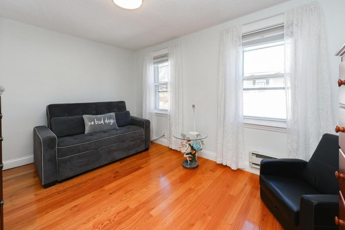 Eastie Roomy 3br With Easy And Airport Access * Boston